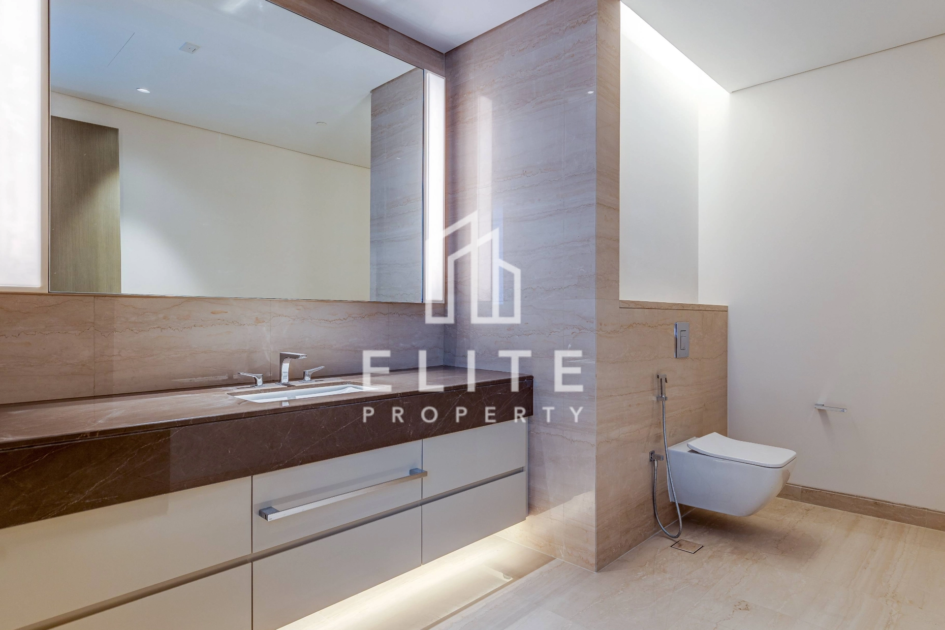 FAIRMONT RESIDENCES