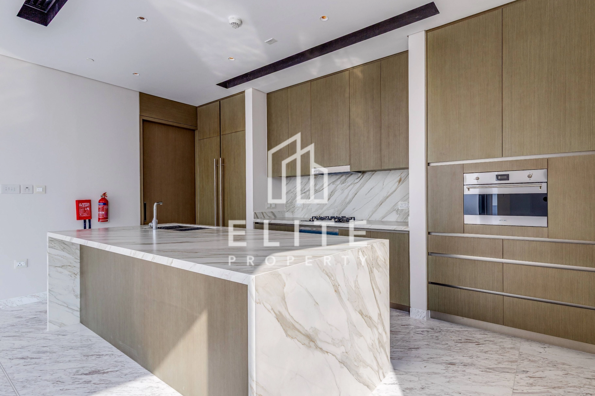 FAIRMONT RESIDENCES
