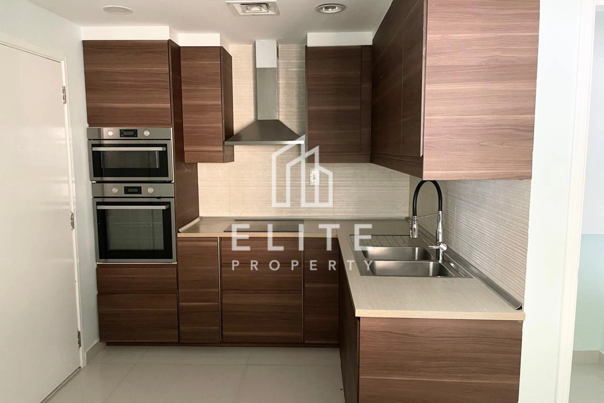 FAIRMONT RESIDENCES