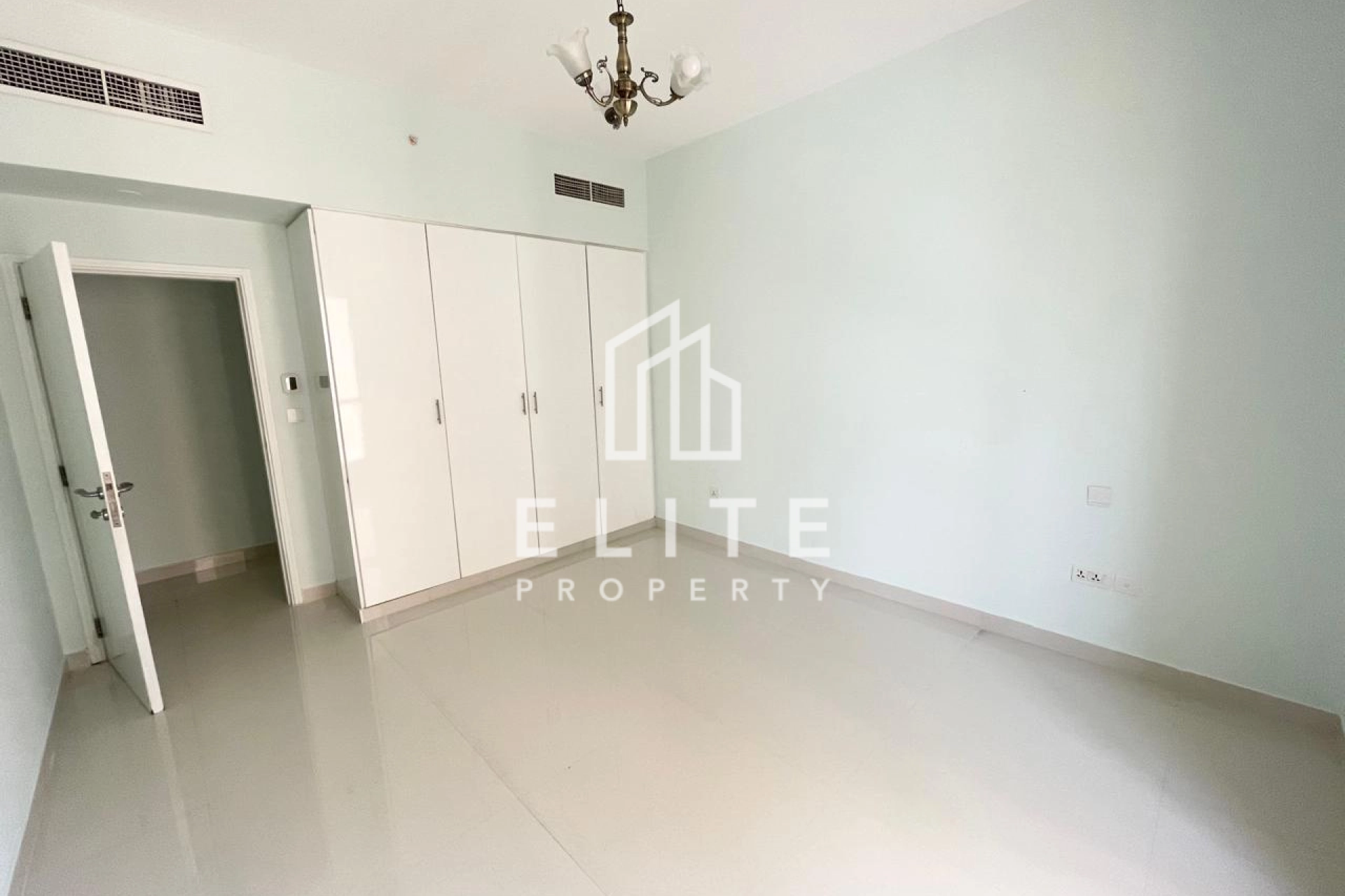 FAIRMONT RESIDENCES