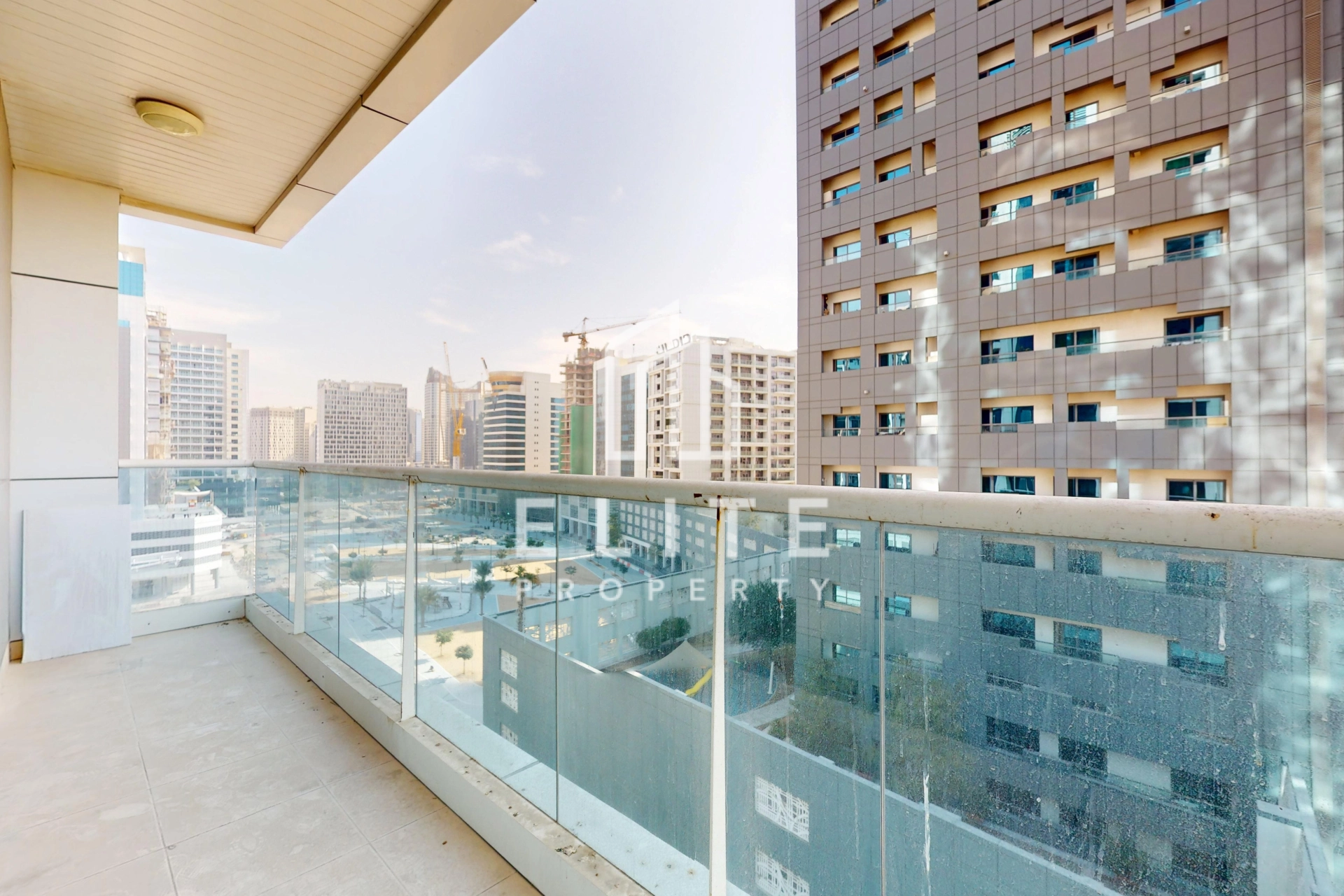 FAIRMONT RESIDENCES