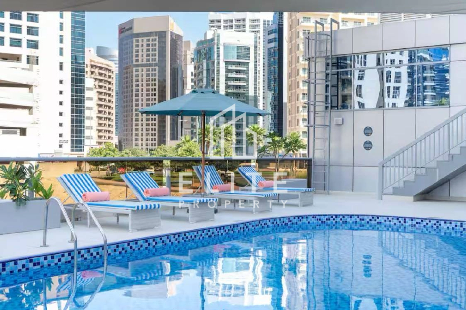 FAIRMONT RESIDENCES