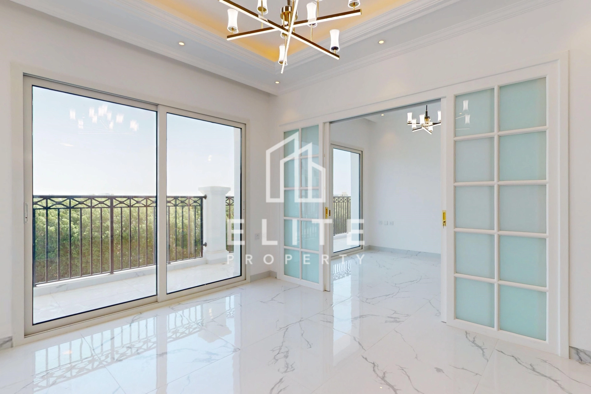 FAIRMONT RESIDENCES