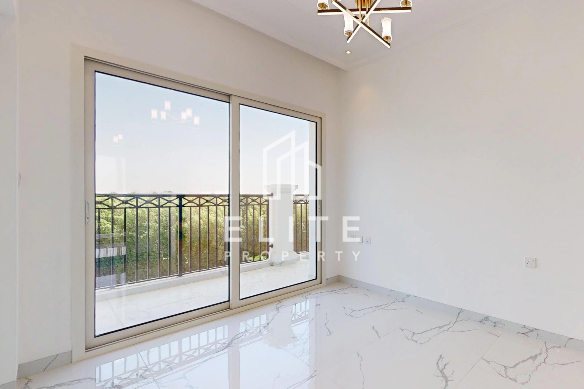 FAIRMONT RESIDENCES