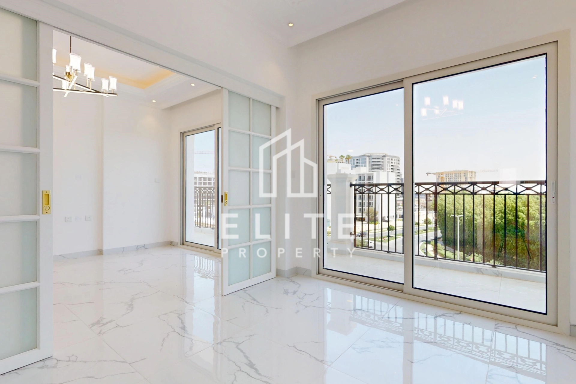 FAIRMONT RESIDENCES