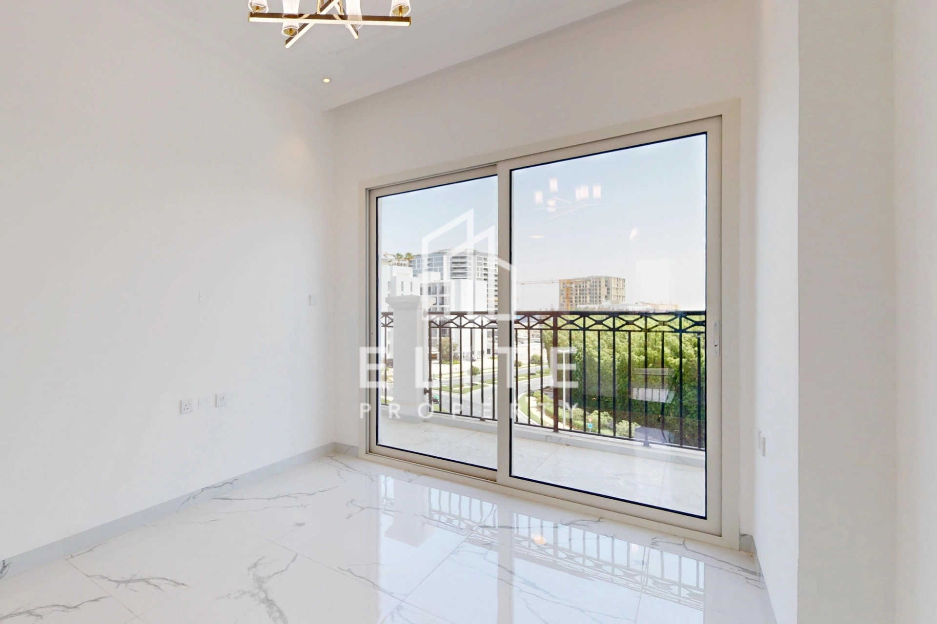 FAIRMONT RESIDENCES