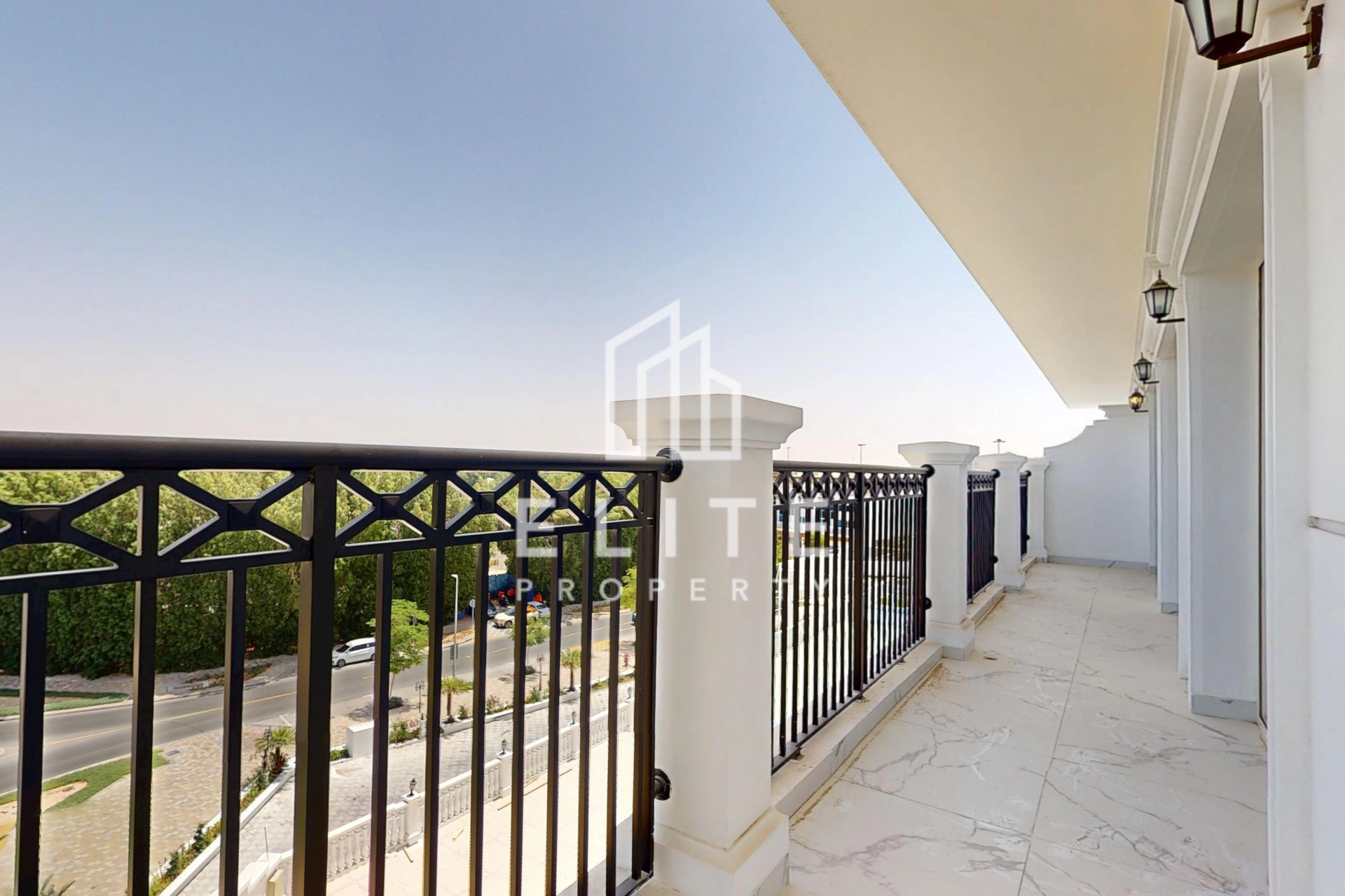 FAIRMONT RESIDENCES