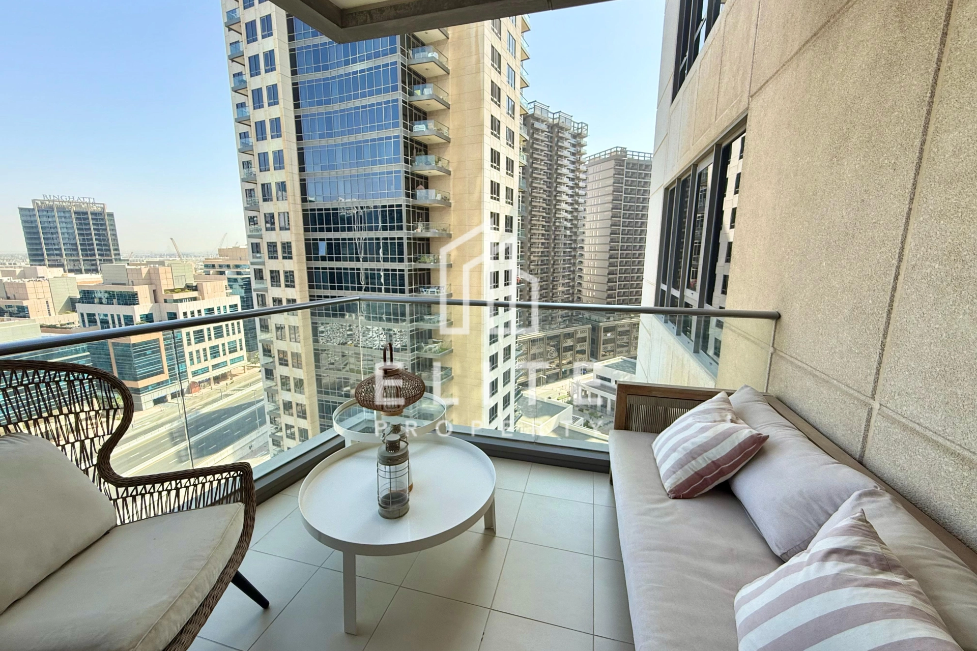 FAIRMONT RESIDENCES