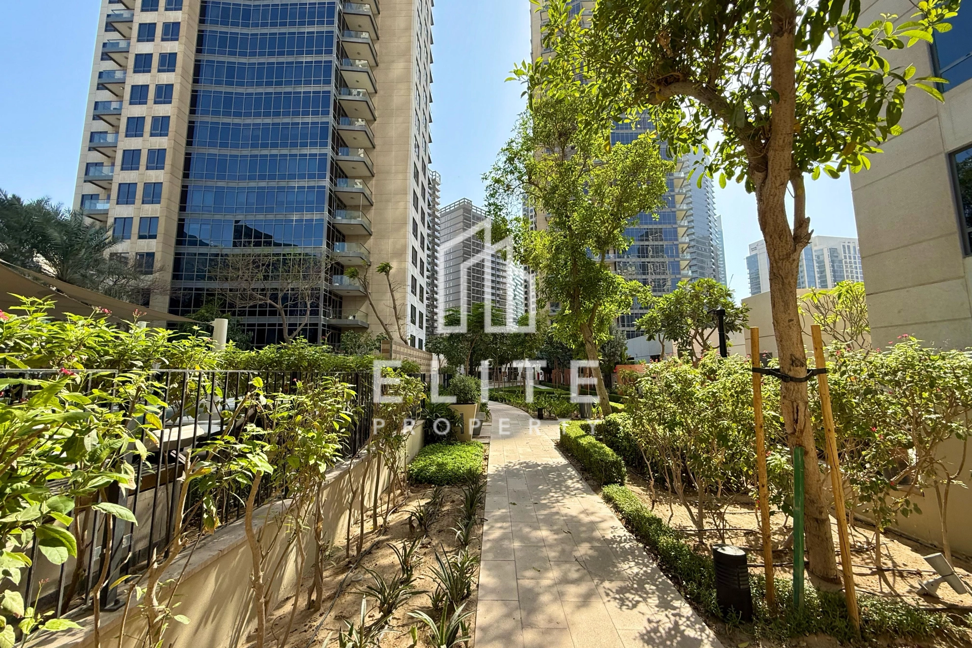 FAIRMONT RESIDENCES