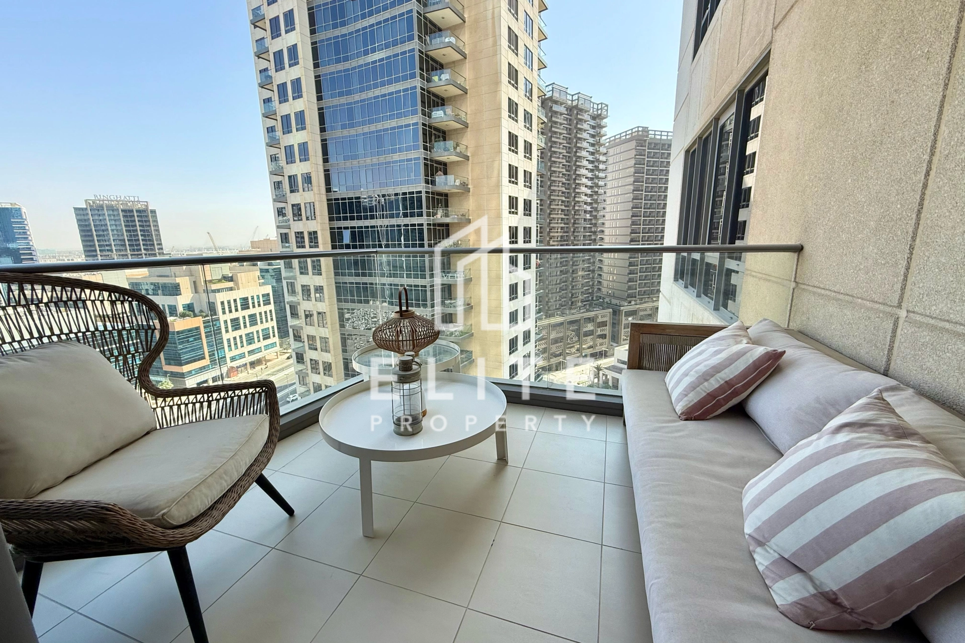 FAIRMONT RESIDENCES