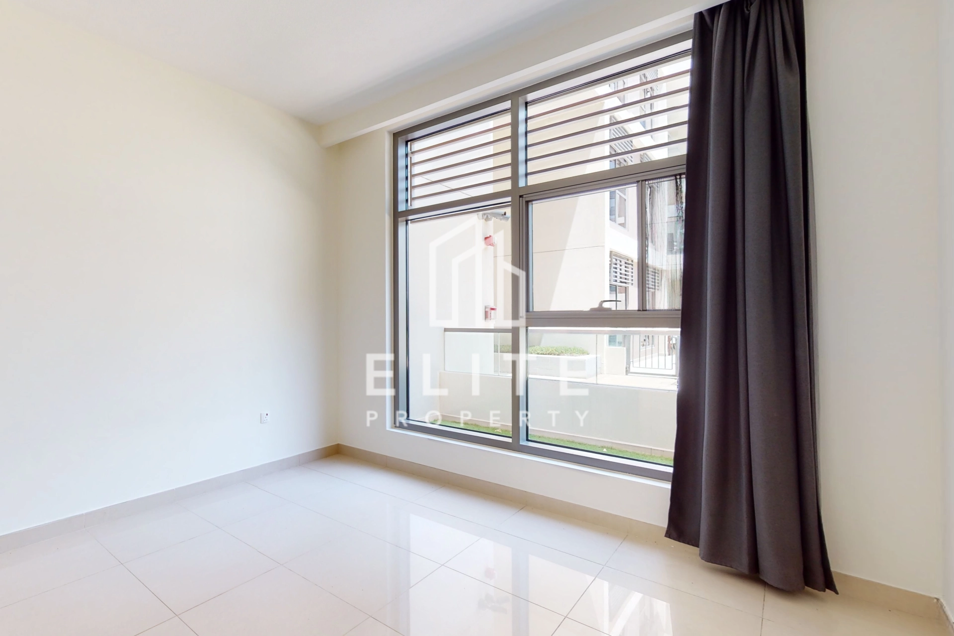 FAIRMONT RESIDENCES