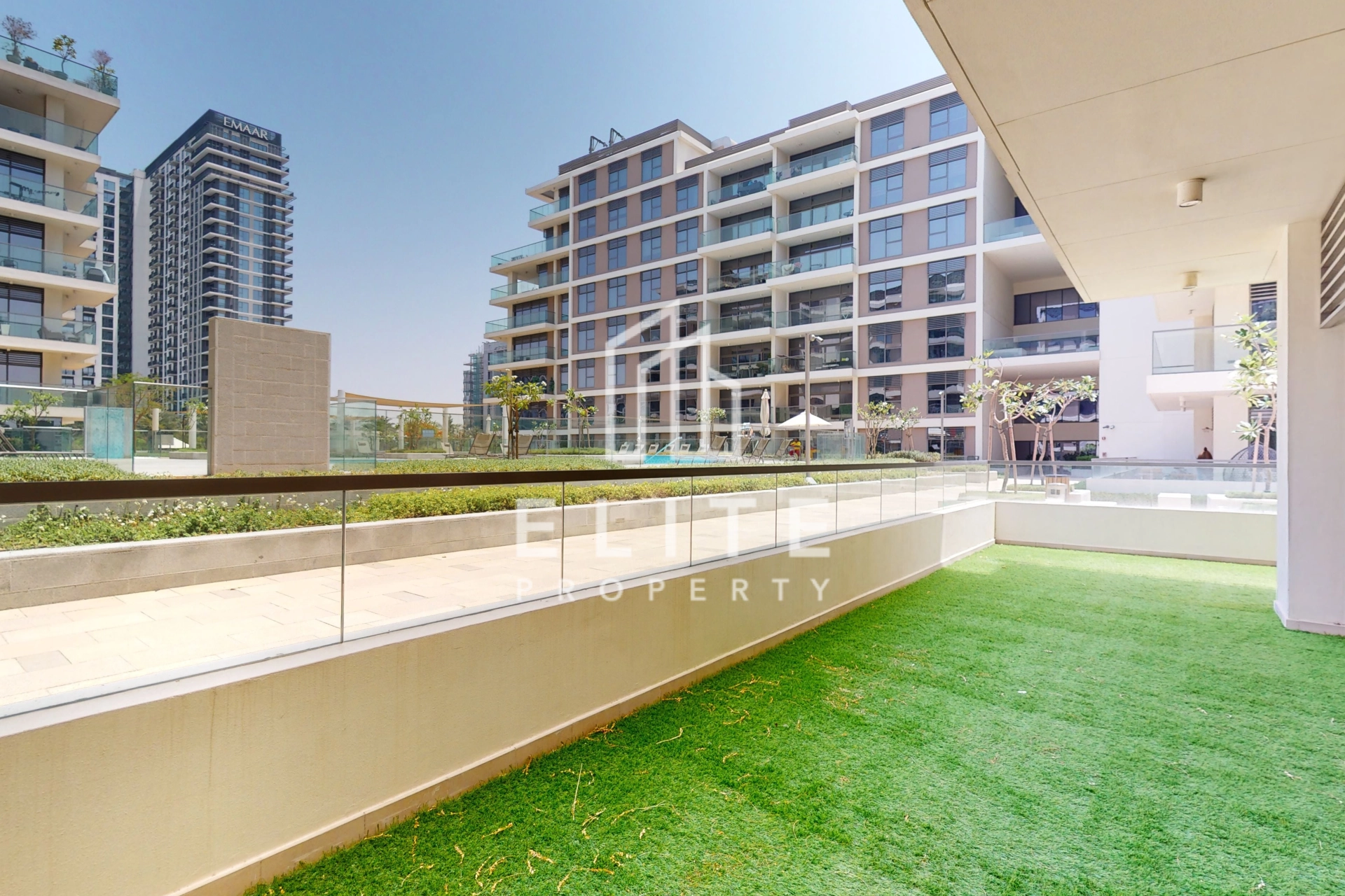 FAIRMONT RESIDENCES