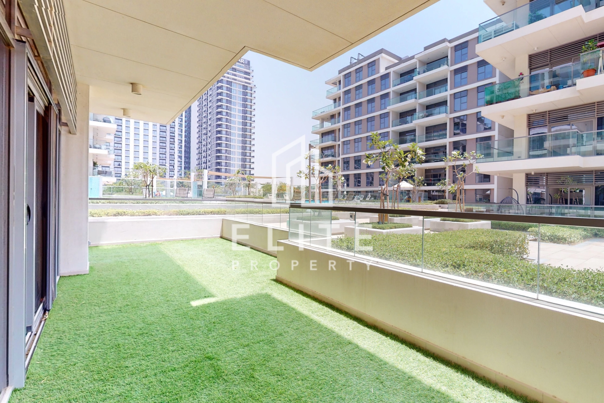 FAIRMONT RESIDENCES