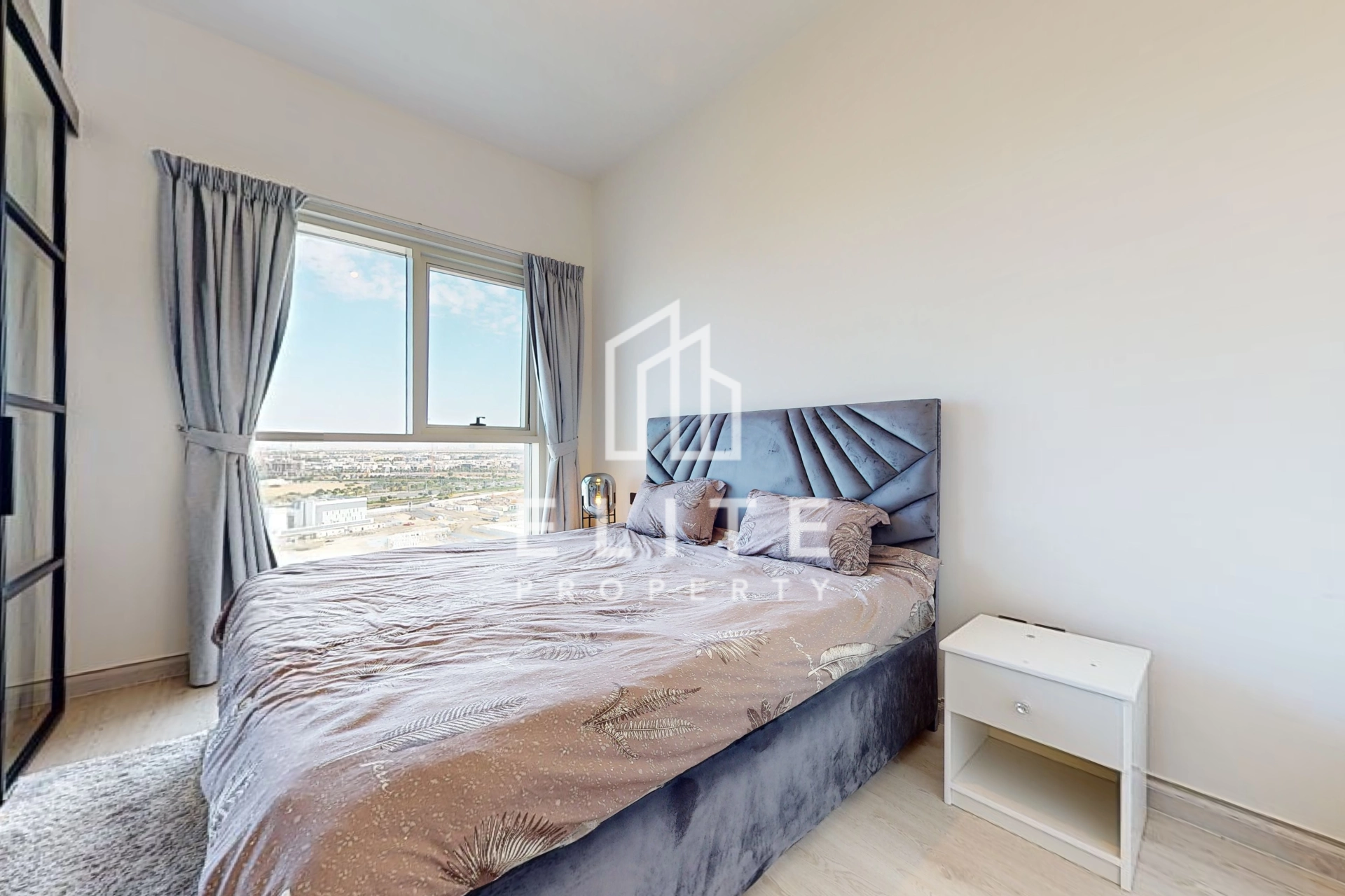 FAIRMONT RESIDENCES
