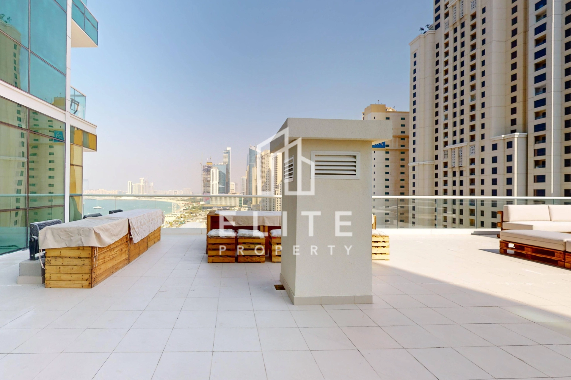 FAIRMONT RESIDENCES