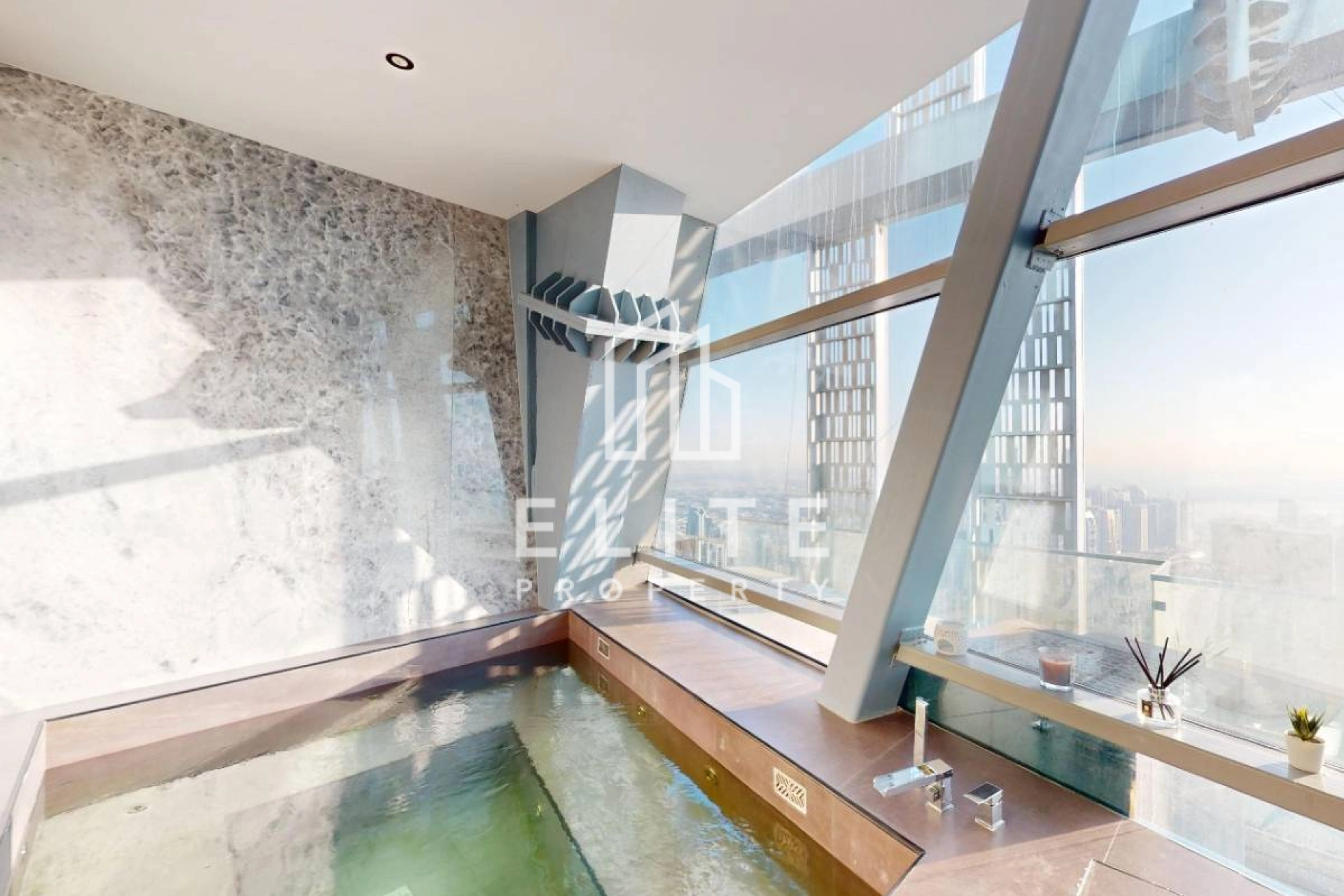 FAIRMONT RESIDENCES
