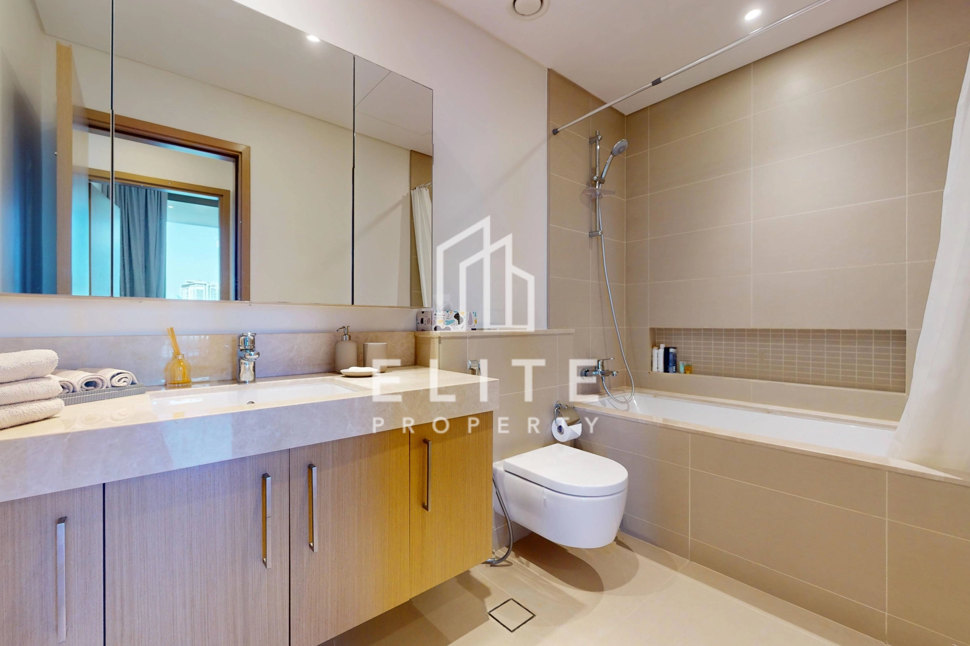 FAIRMONT RESIDENCES