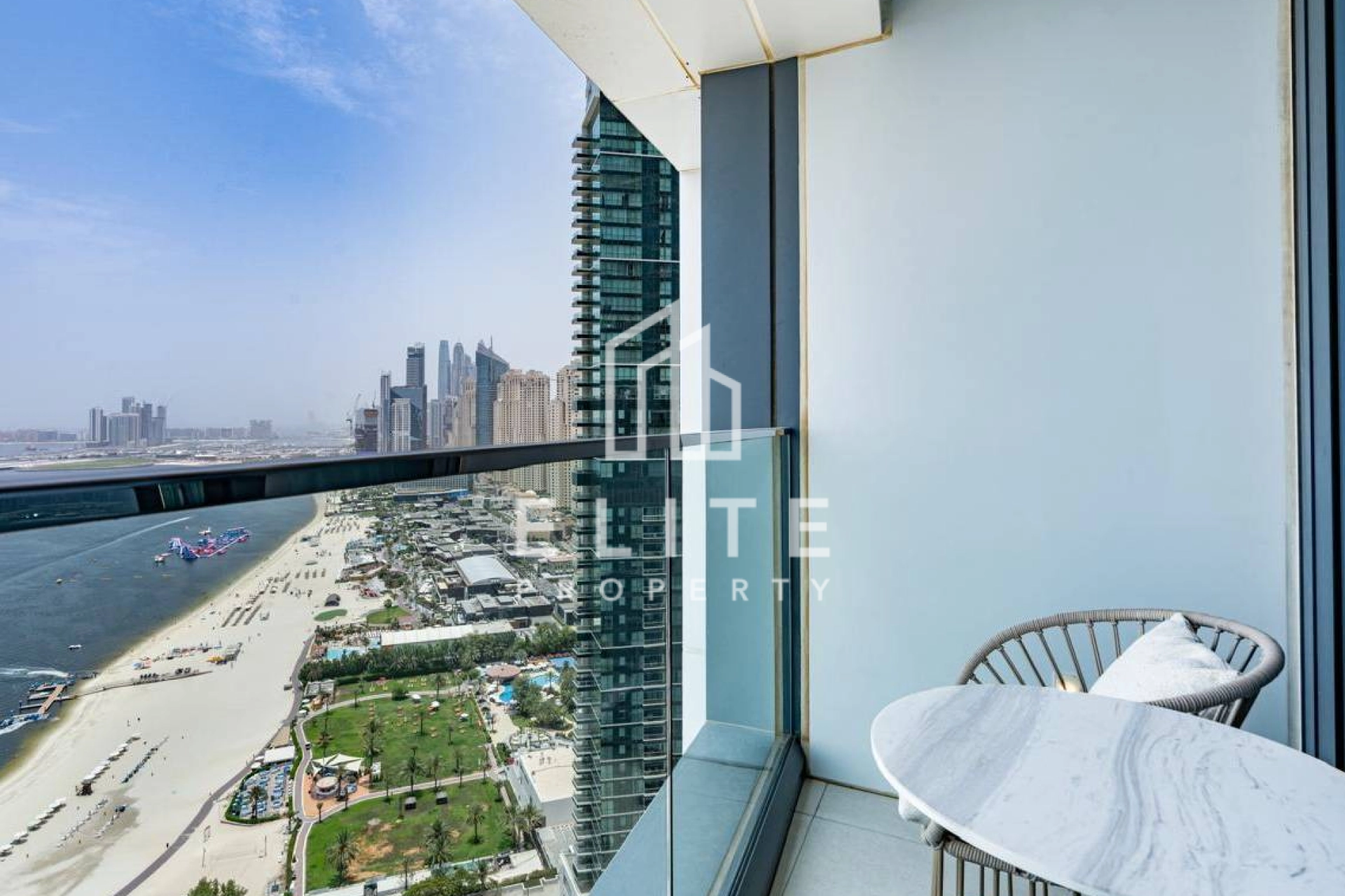FAIRMONT RESIDENCES