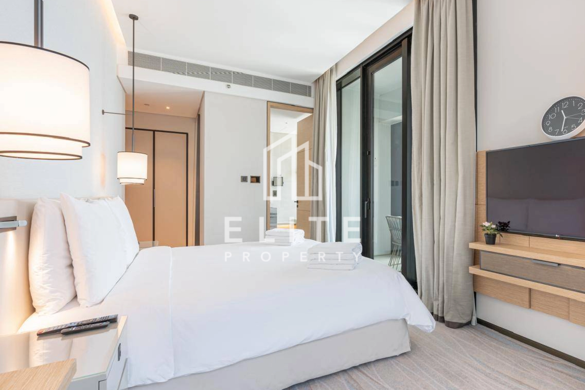 FAIRMONT RESIDENCES