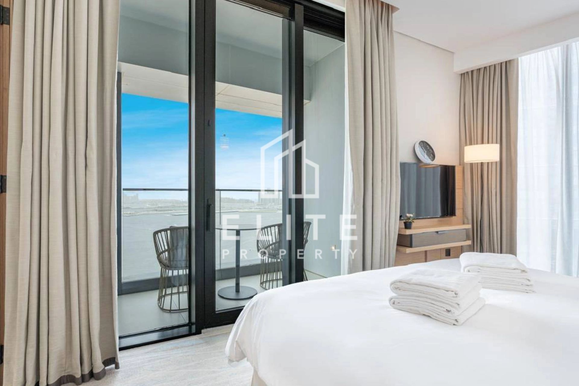 FAIRMONT RESIDENCES
