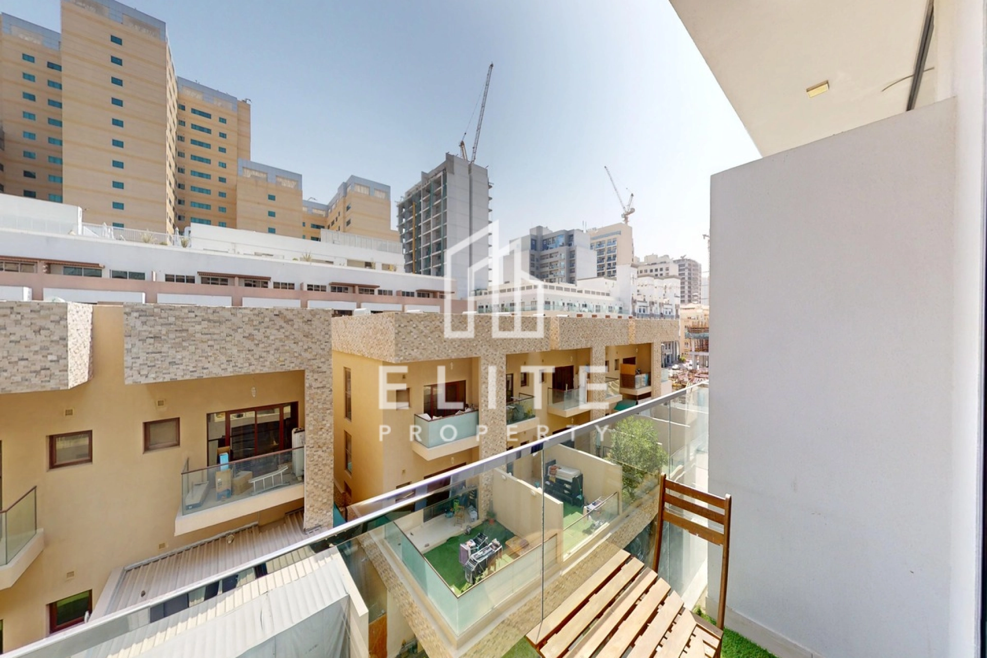 FAIRMONT RESIDENCES