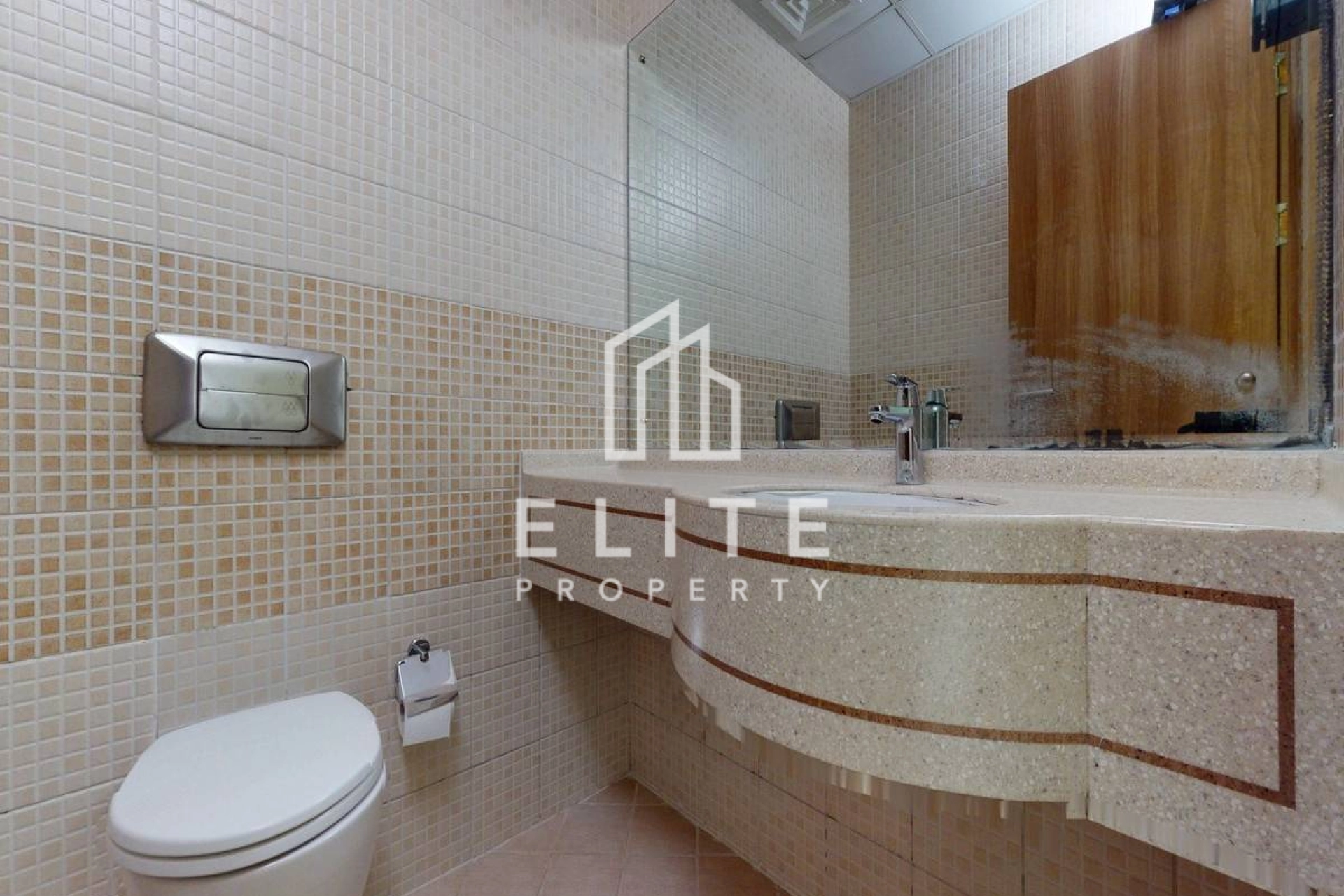 Flexible Cheques | Golf Course View | Large Layout