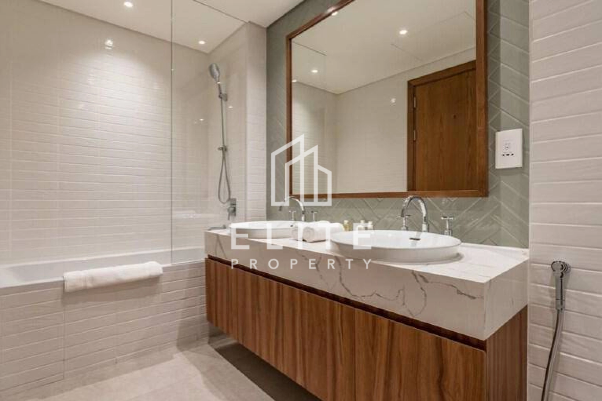 FAIRMONT RESIDENCES