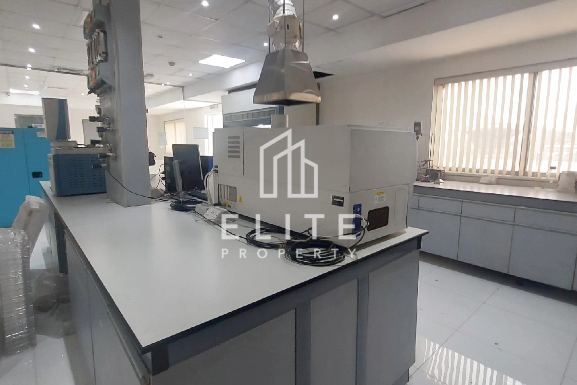 FULL OPERATIONAL OIL REFINERY LOCATED IN SHARJAH FREEZONE, HAMRIYAH ZONE 2