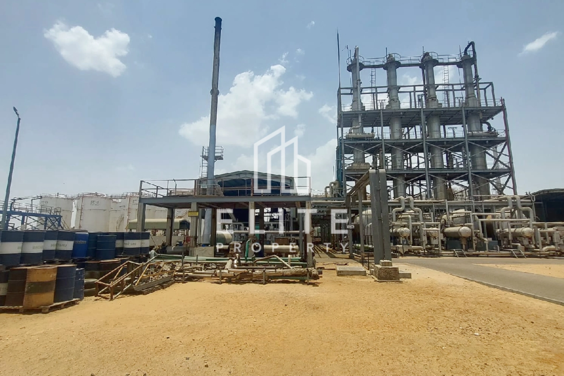 FULL OPERATIONAL OIL REFINERY LOCATED IN SHARJAH FREEZONE, HAMRIYAH ZONE 2