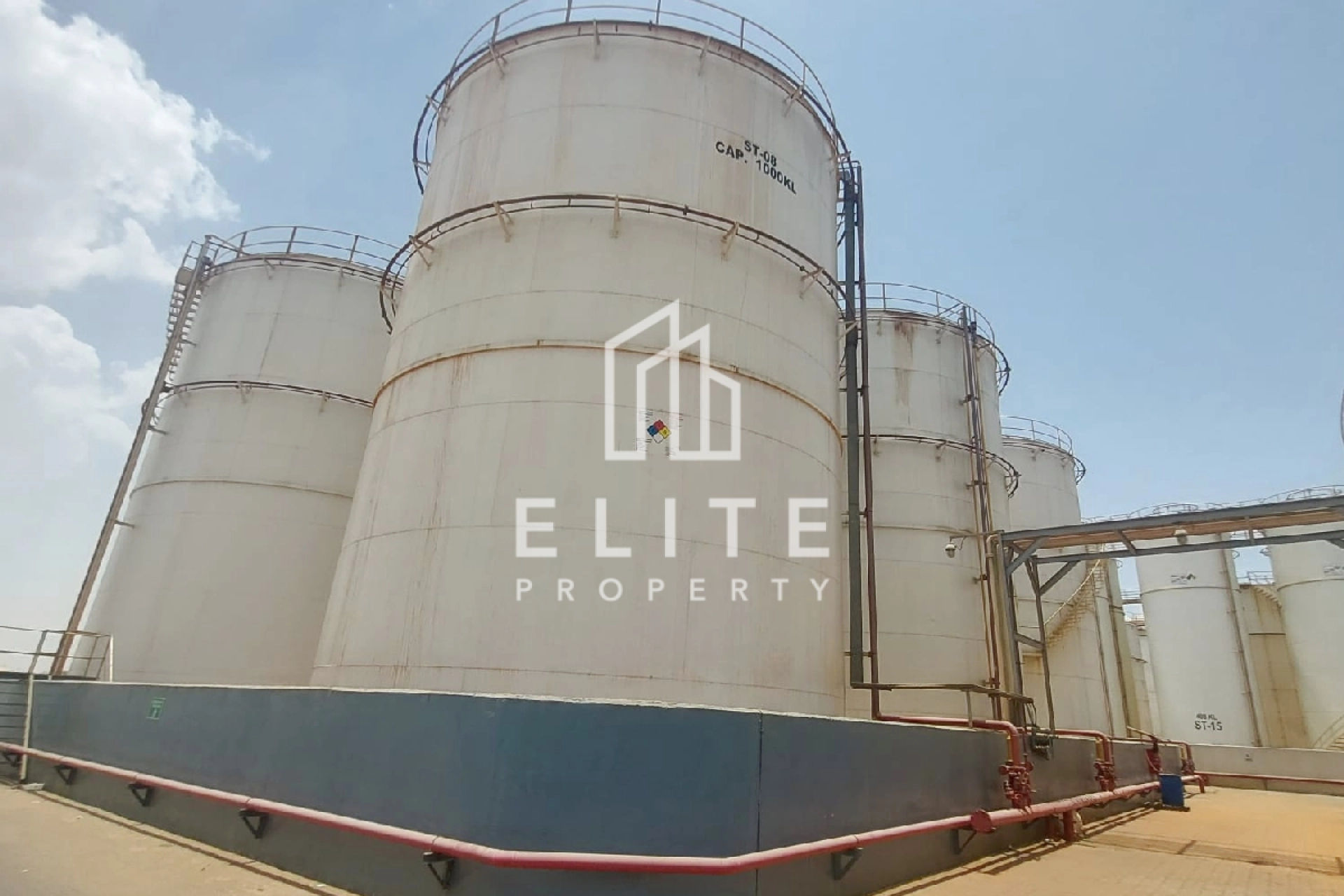 FULL OPERATIONAL OIL REFINERY LOCATED IN SHARJAH FREEZONE, HAMRIYAH ZONE 2