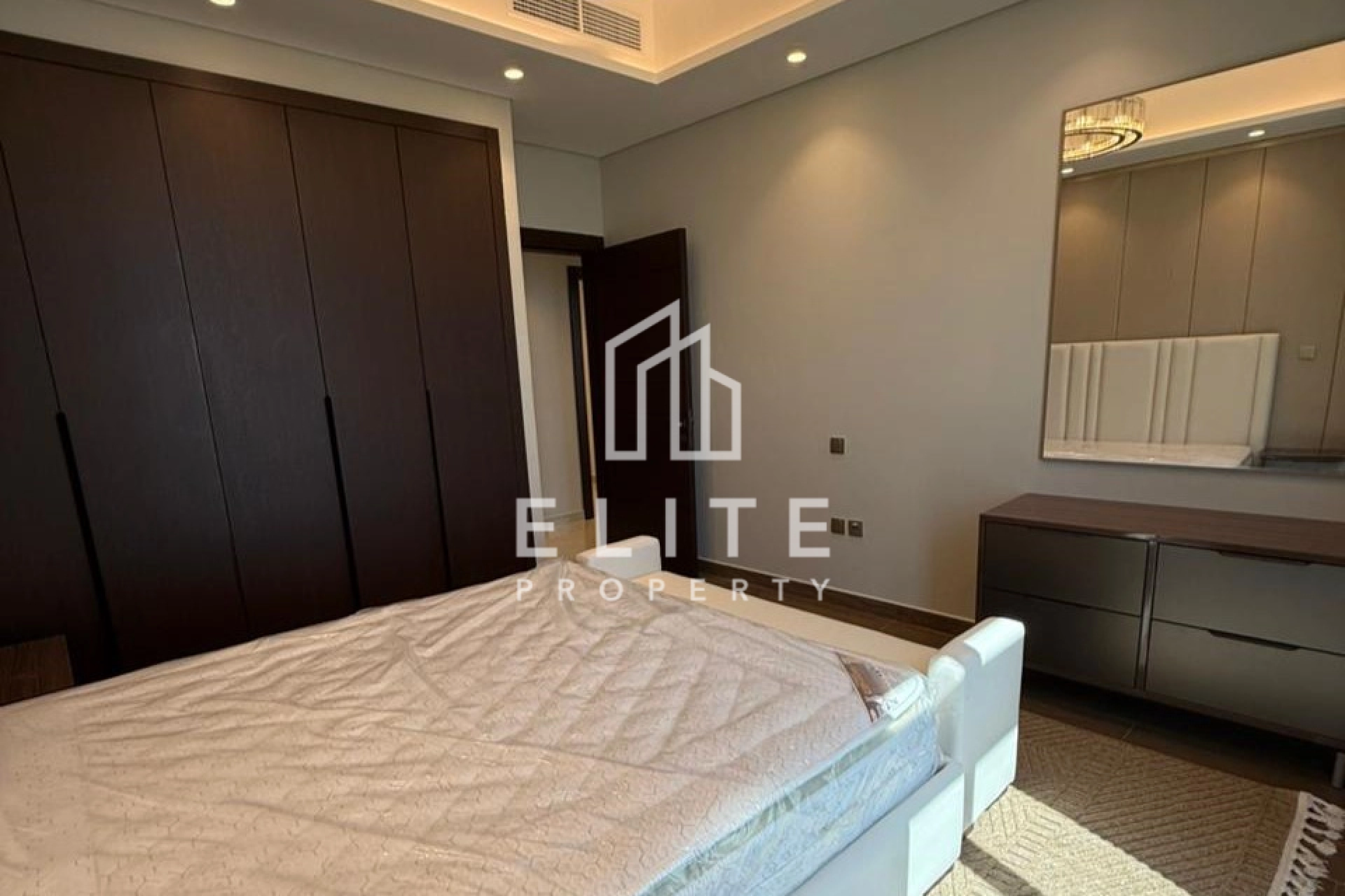FAIRMONT RESIDENCES