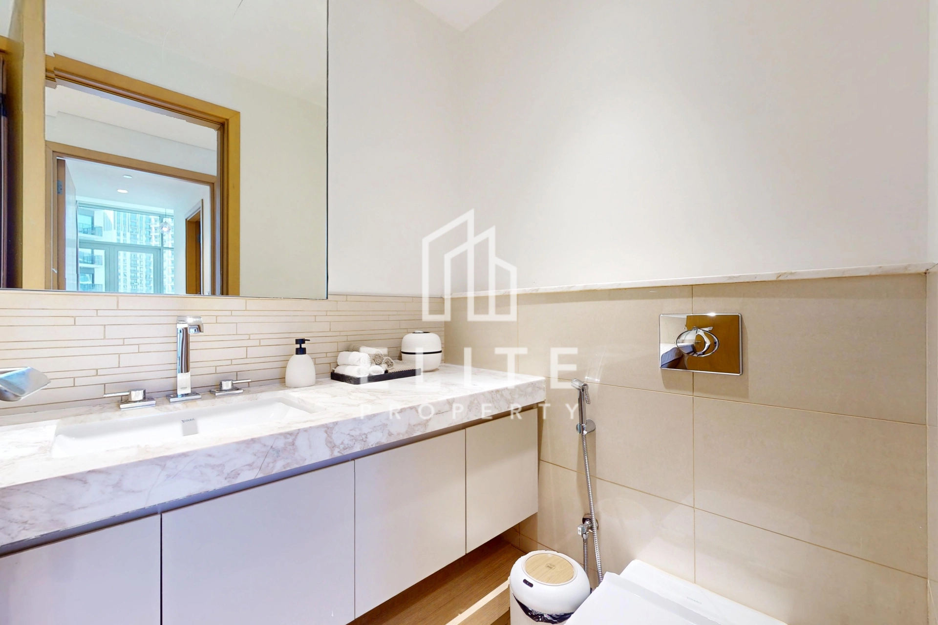 FAIRMONT RESIDENCES