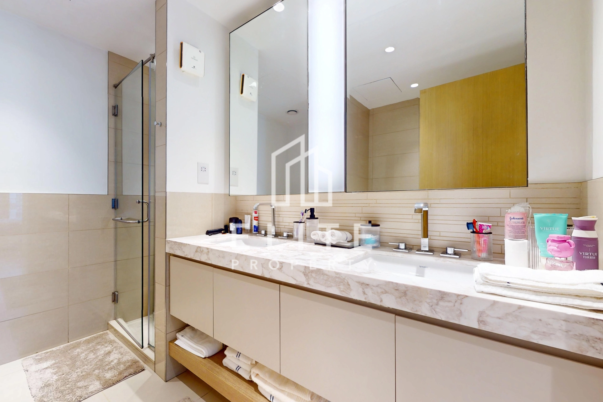 FAIRMONT RESIDENCES