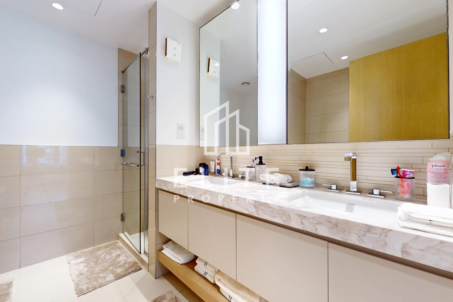 FAIRMONT RESIDENCES