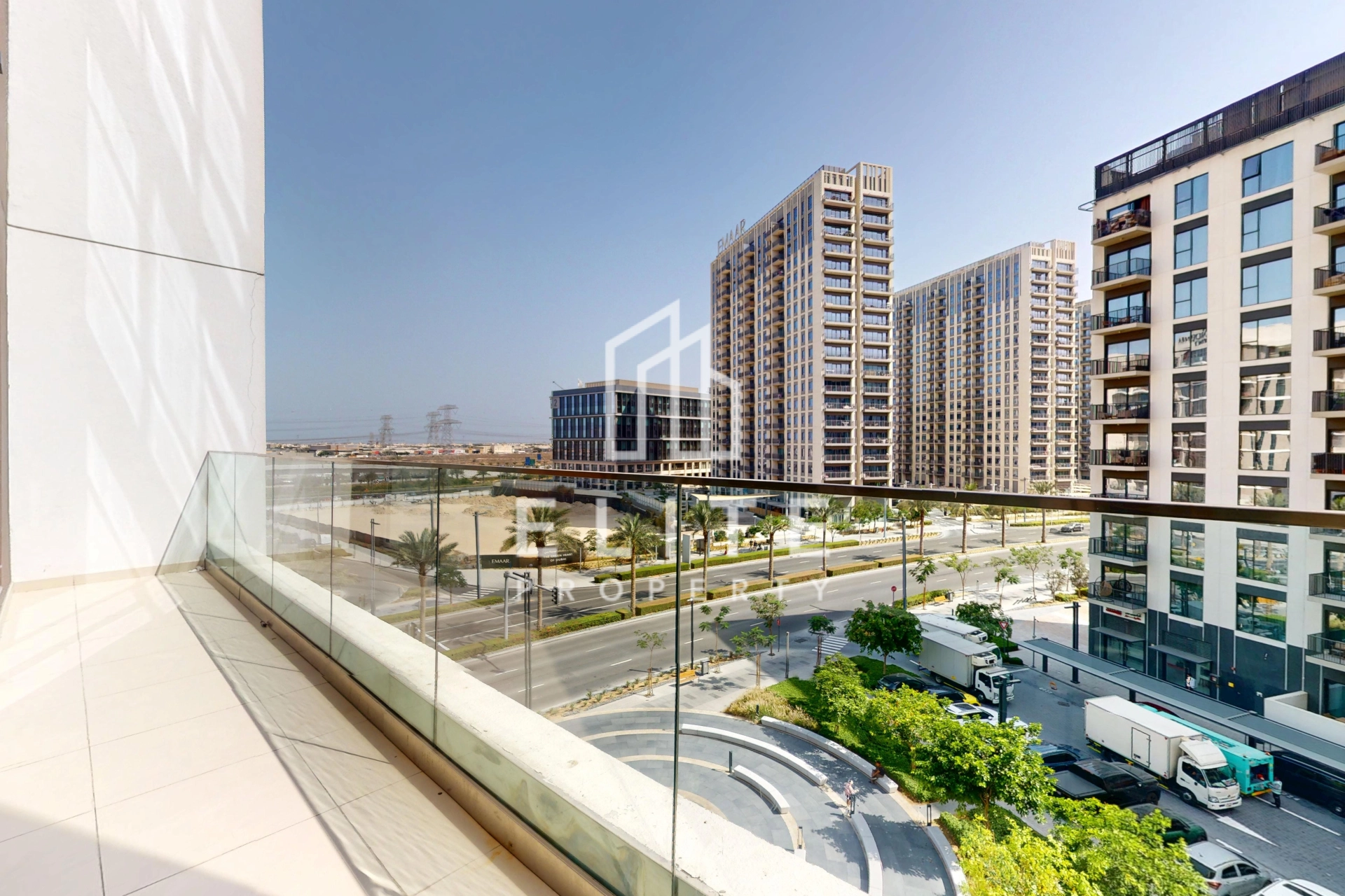 FAIRMONT RESIDENCES