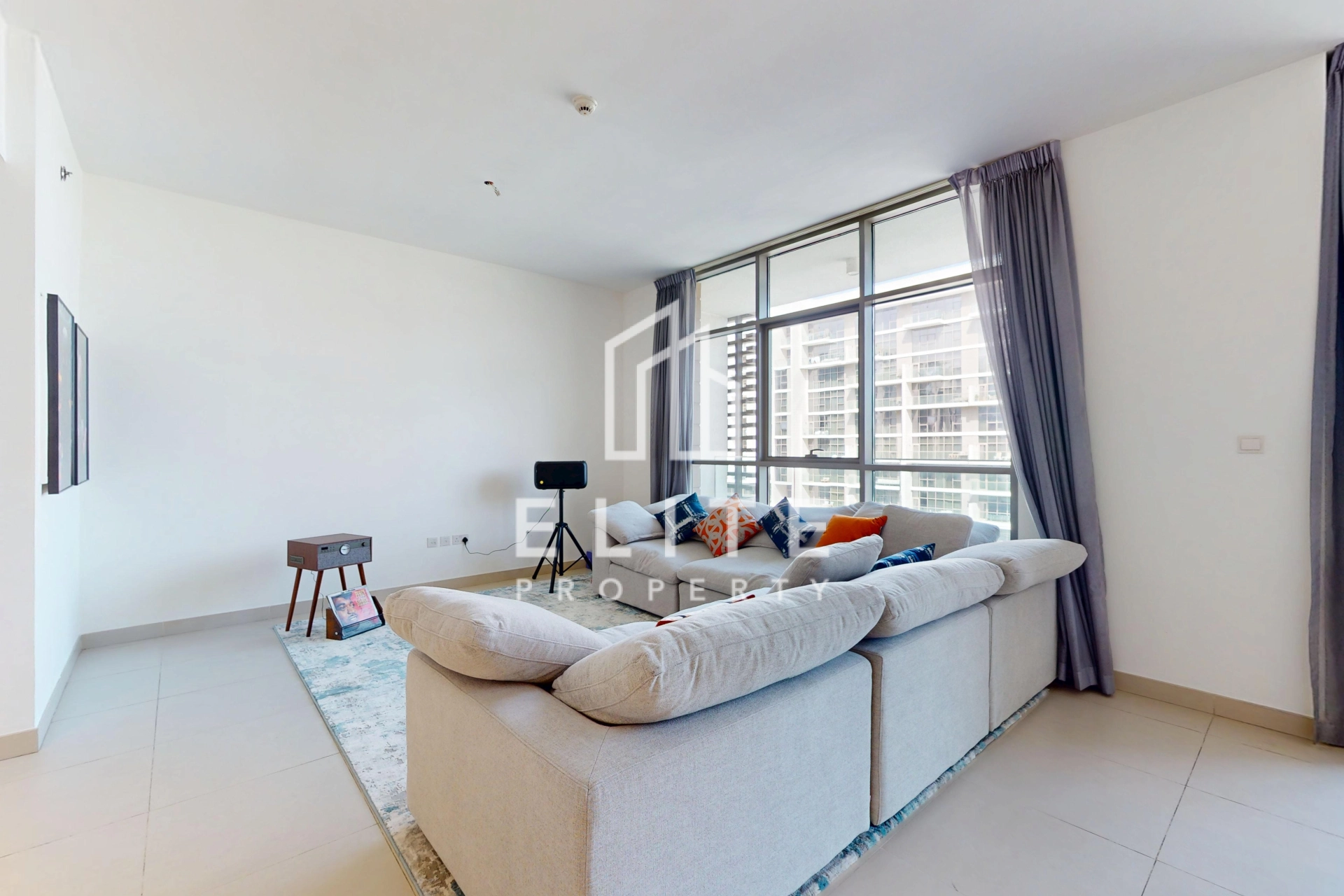 FAIRMONT RESIDENCES