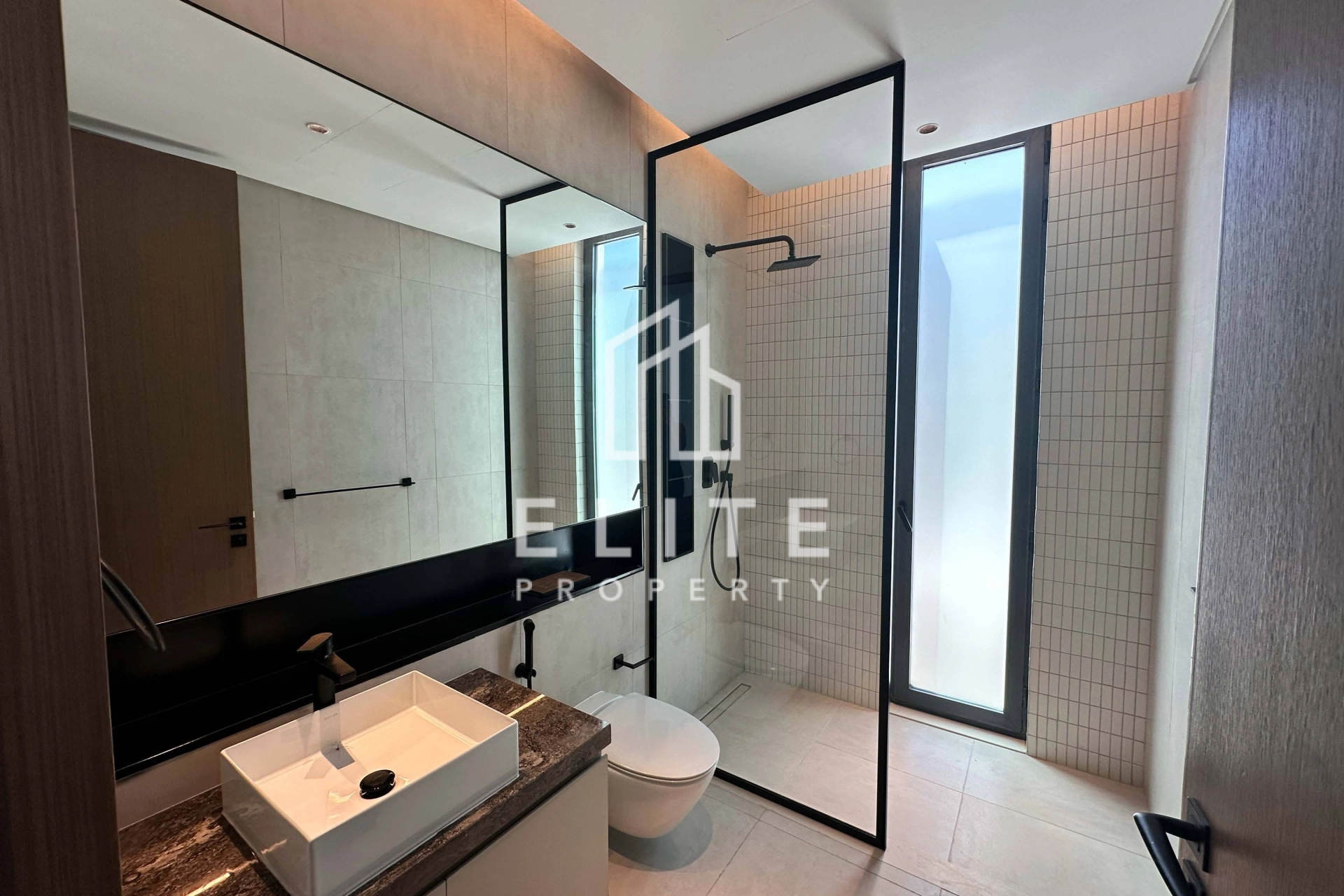 FAIRMONT RESIDENCES