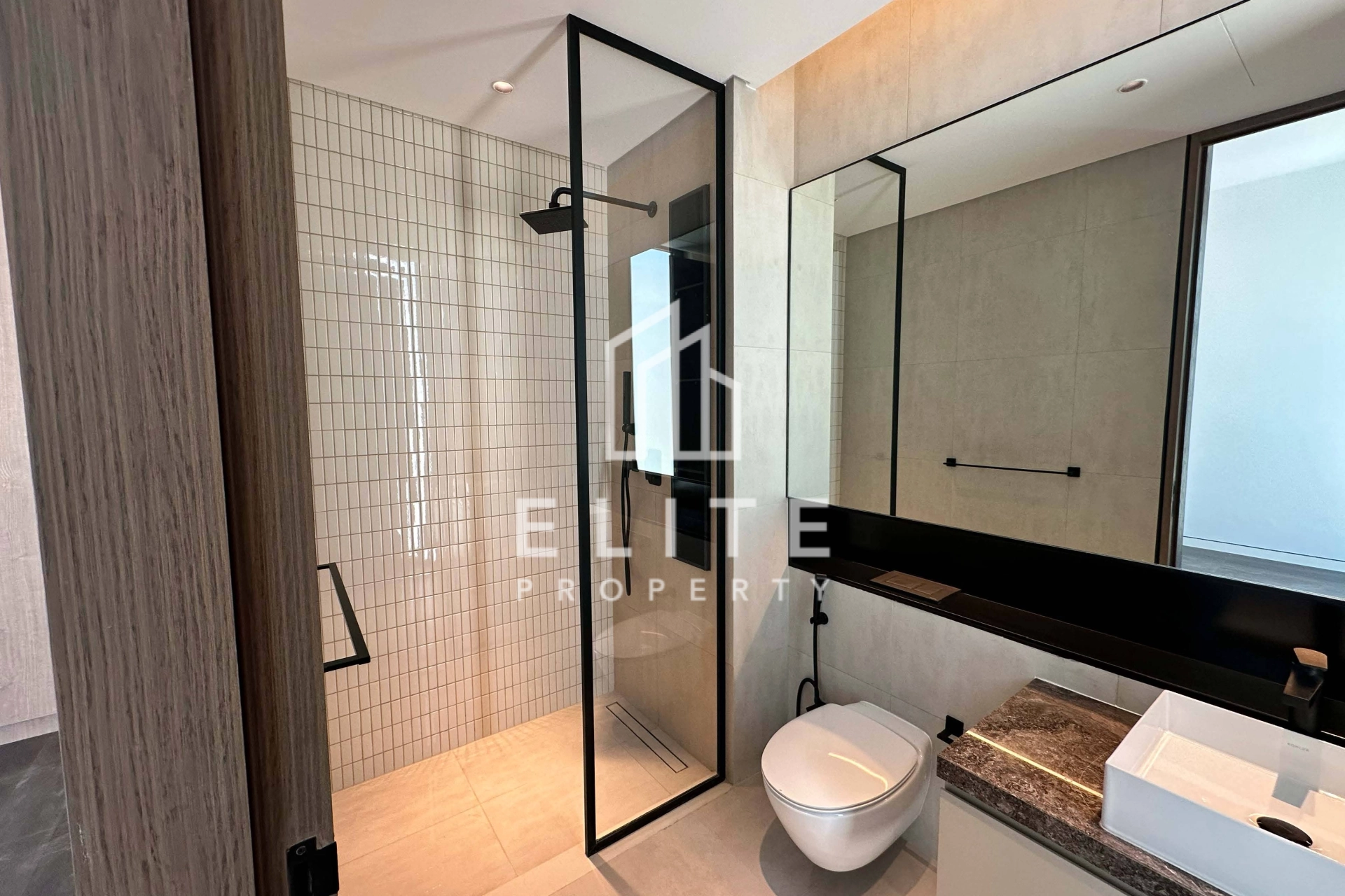 FAIRMONT RESIDENCES