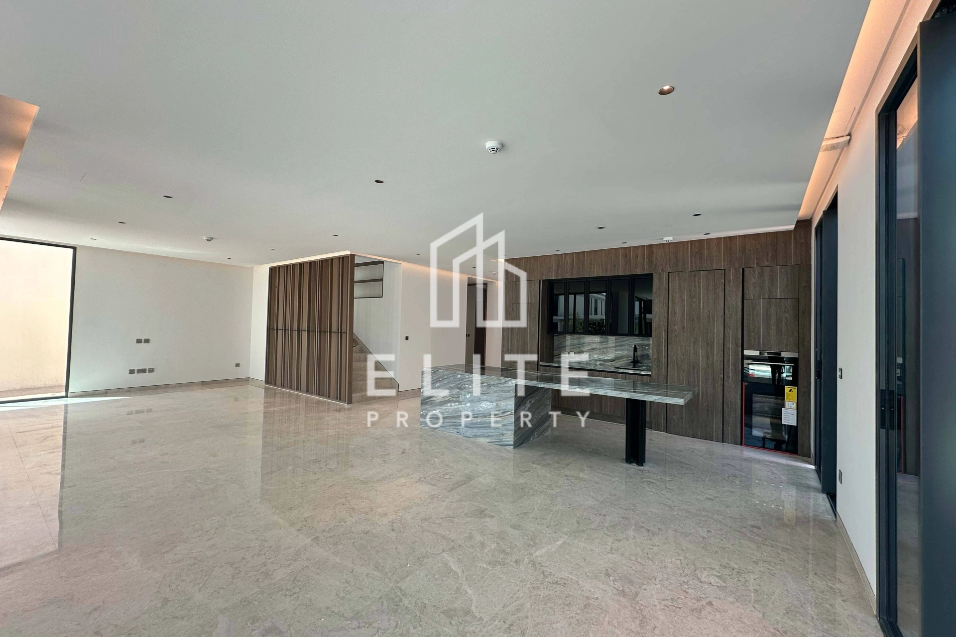 FAIRMONT RESIDENCES