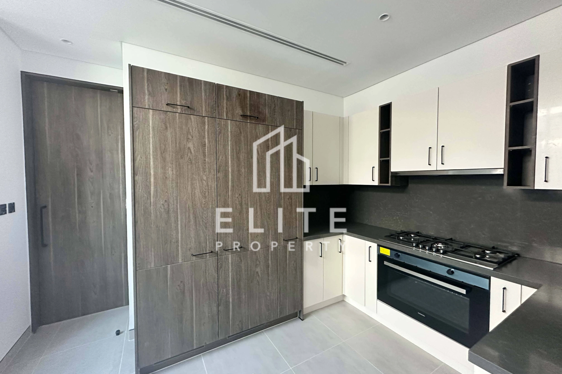 FAIRMONT RESIDENCES