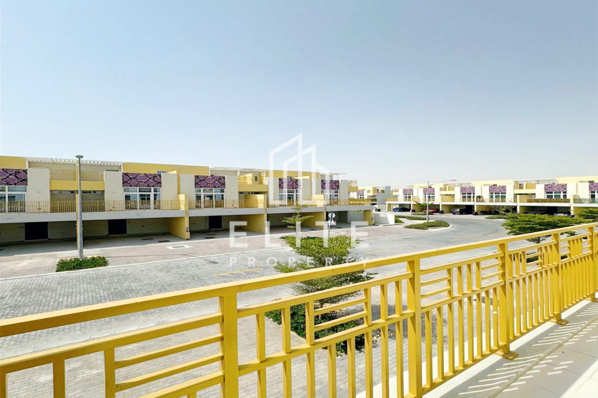 Moder 3BHK | Fully Furnished | Vacant and Ready