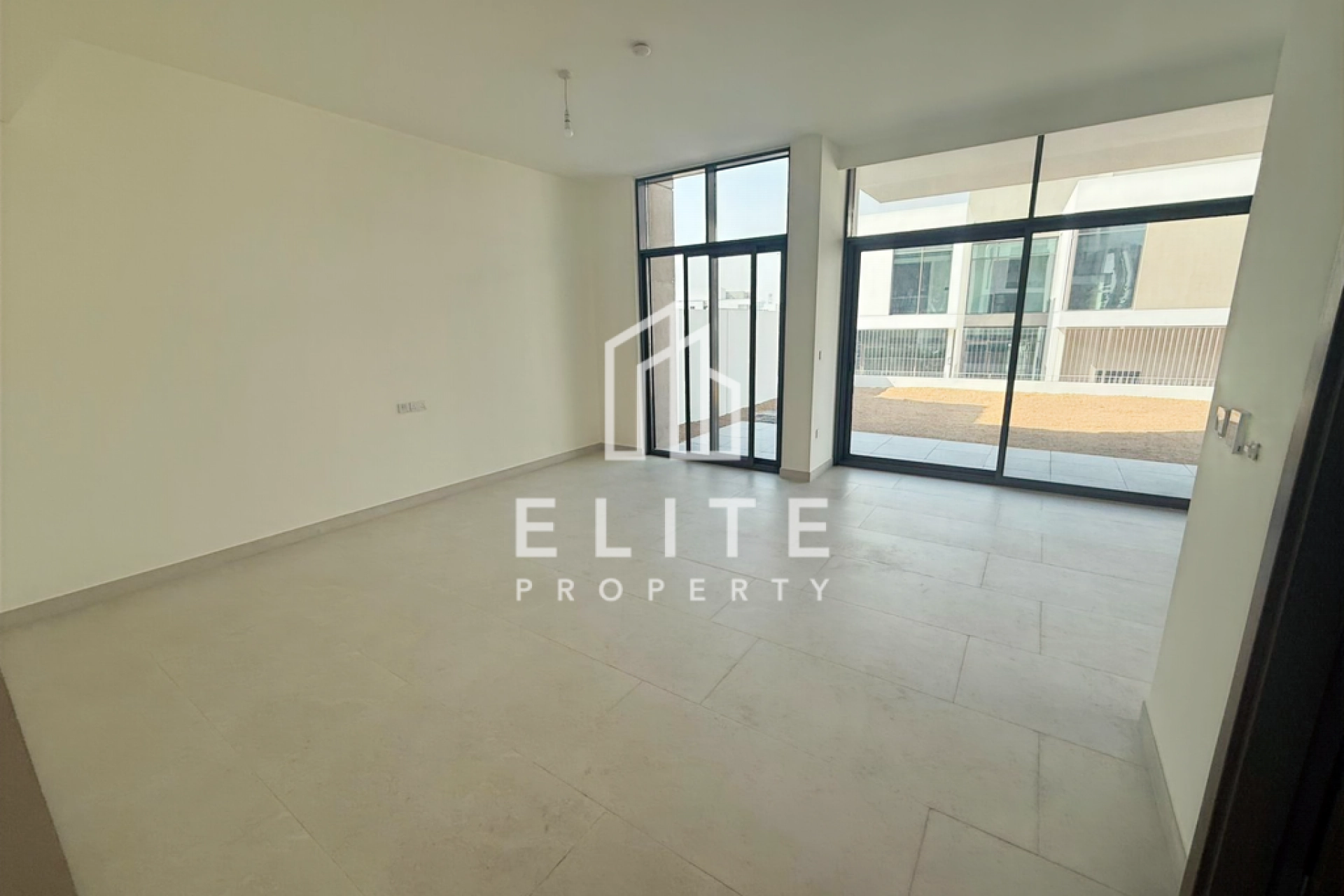 FAIRMONT RESIDENCES