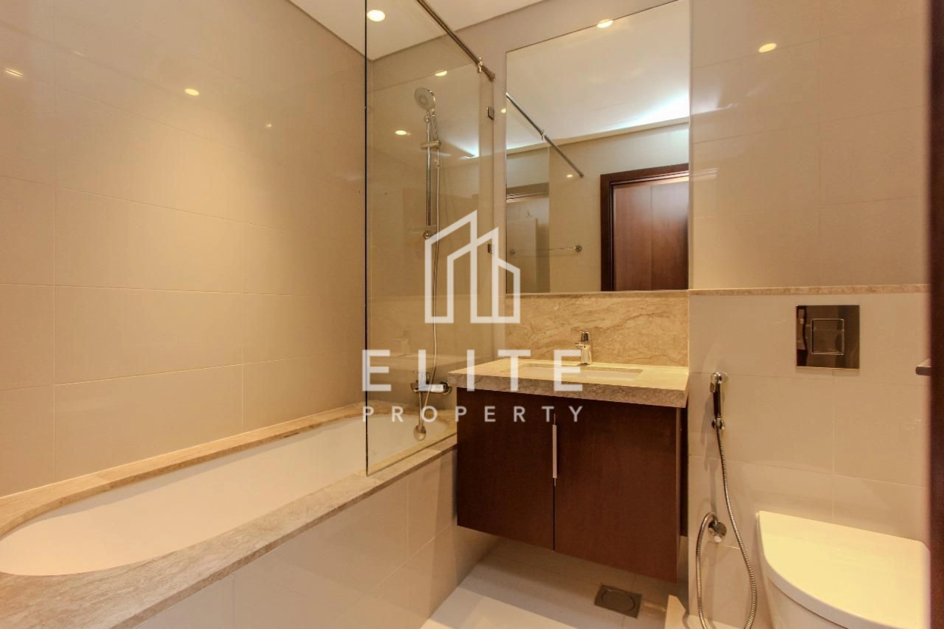 FAIRMONT RESIDENCES