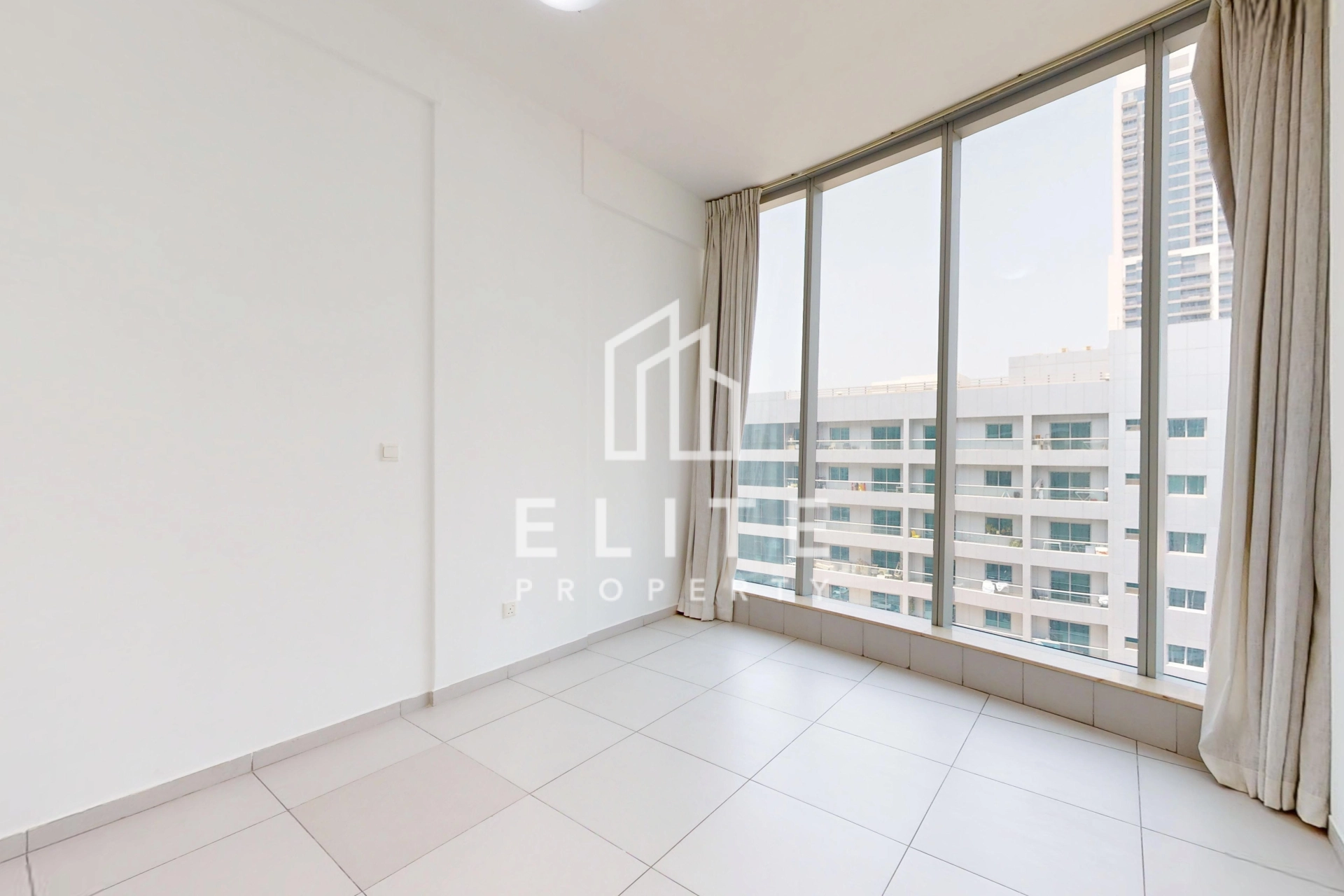 FAIRMONT RESIDENCES