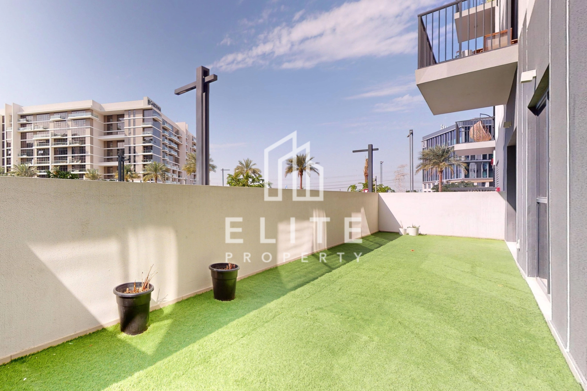 FAIRMONT RESIDENCES