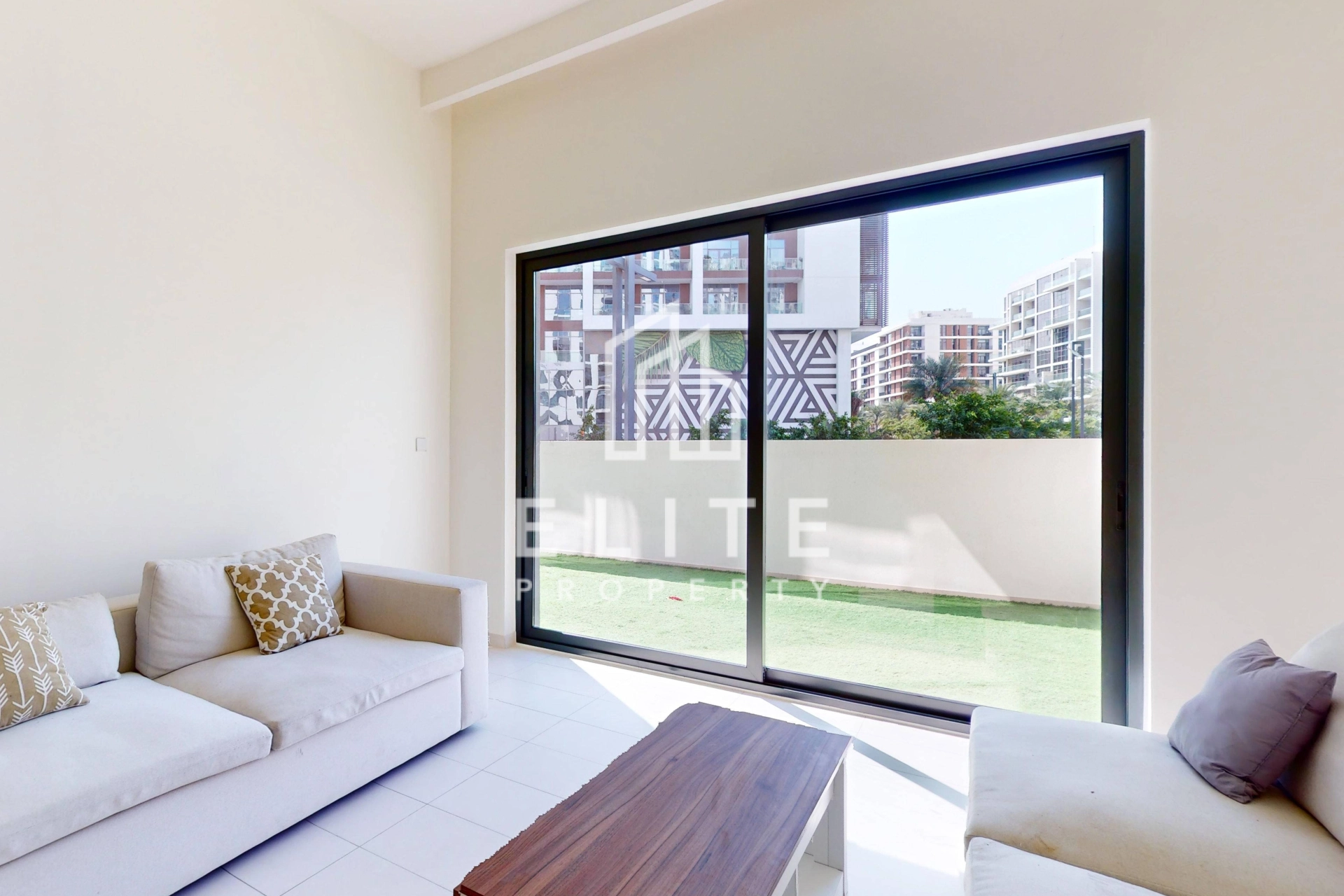 FAIRMONT RESIDENCES