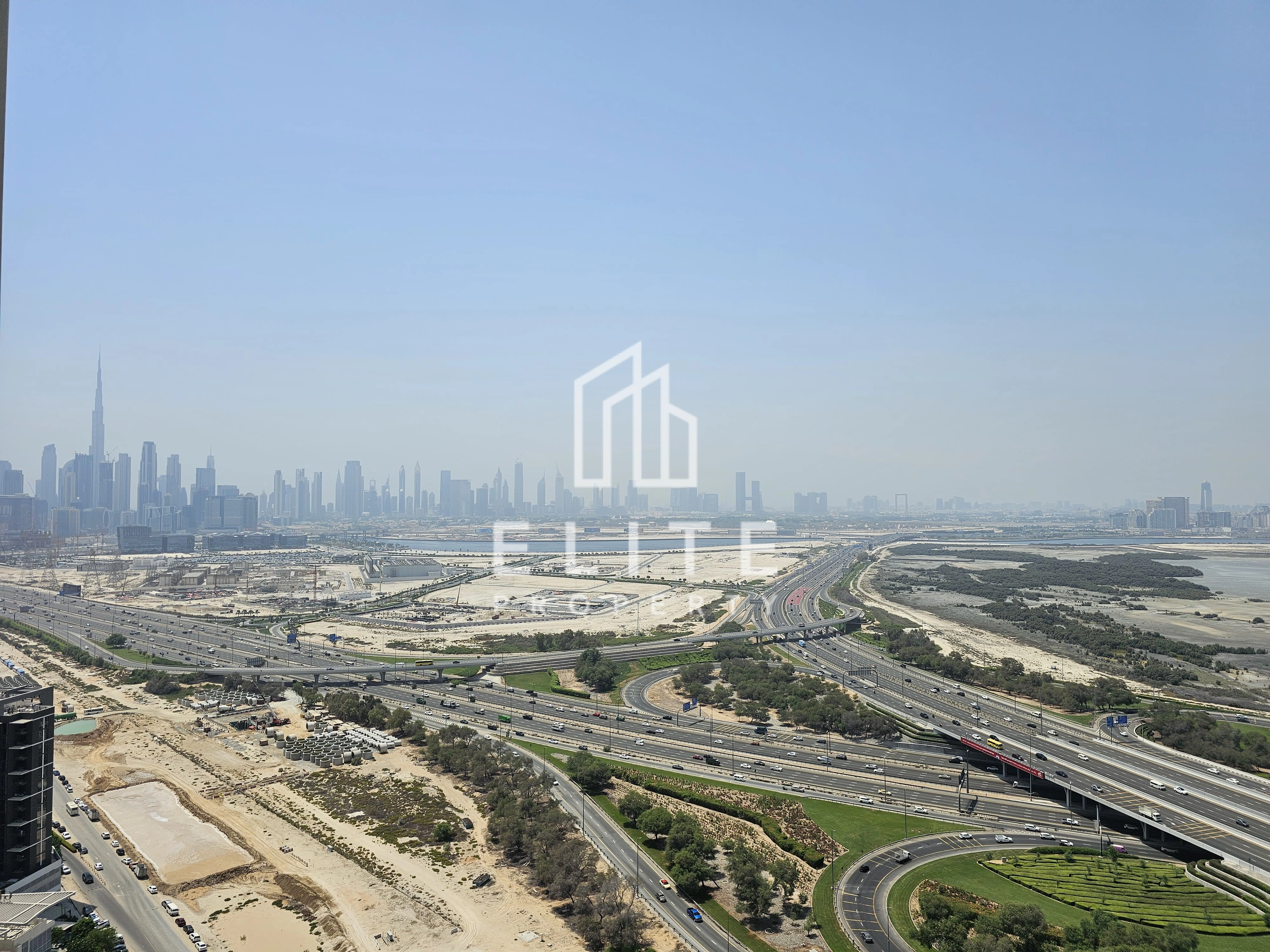 Maids Room| Burj Khalifa View| New| Call Anytime