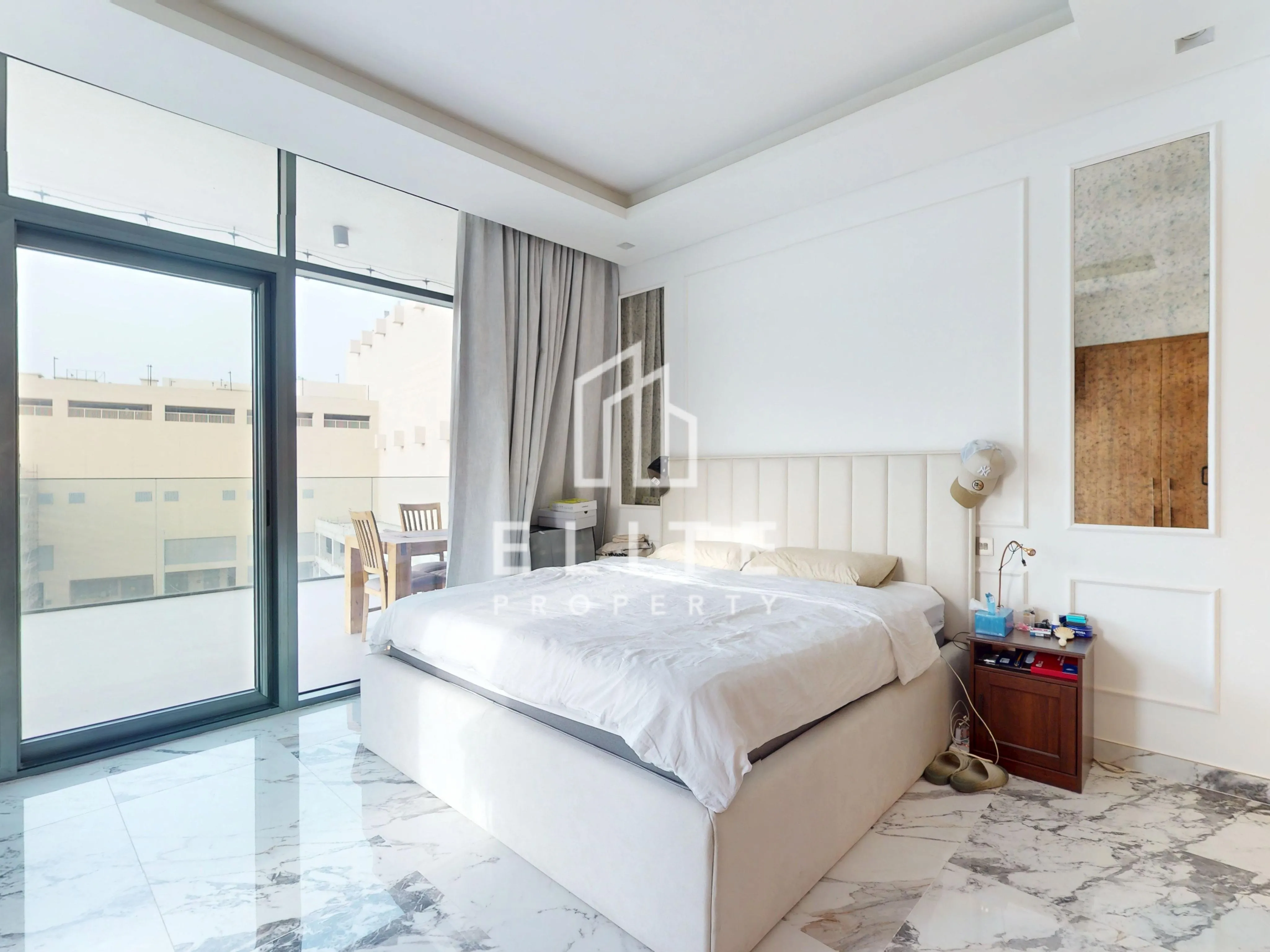 FAIRMONT RESIDENCES
