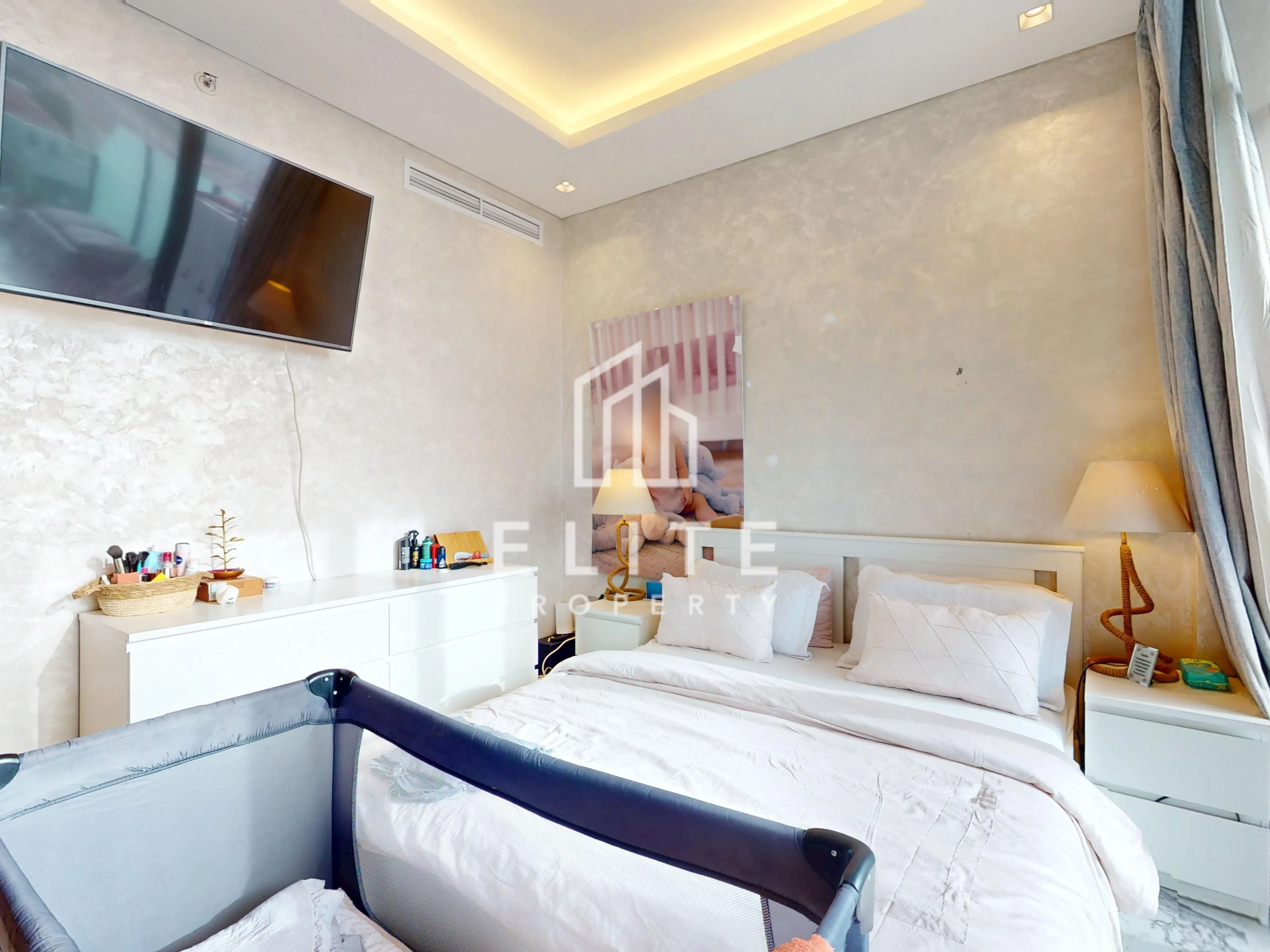 FAIRMONT RESIDENCES