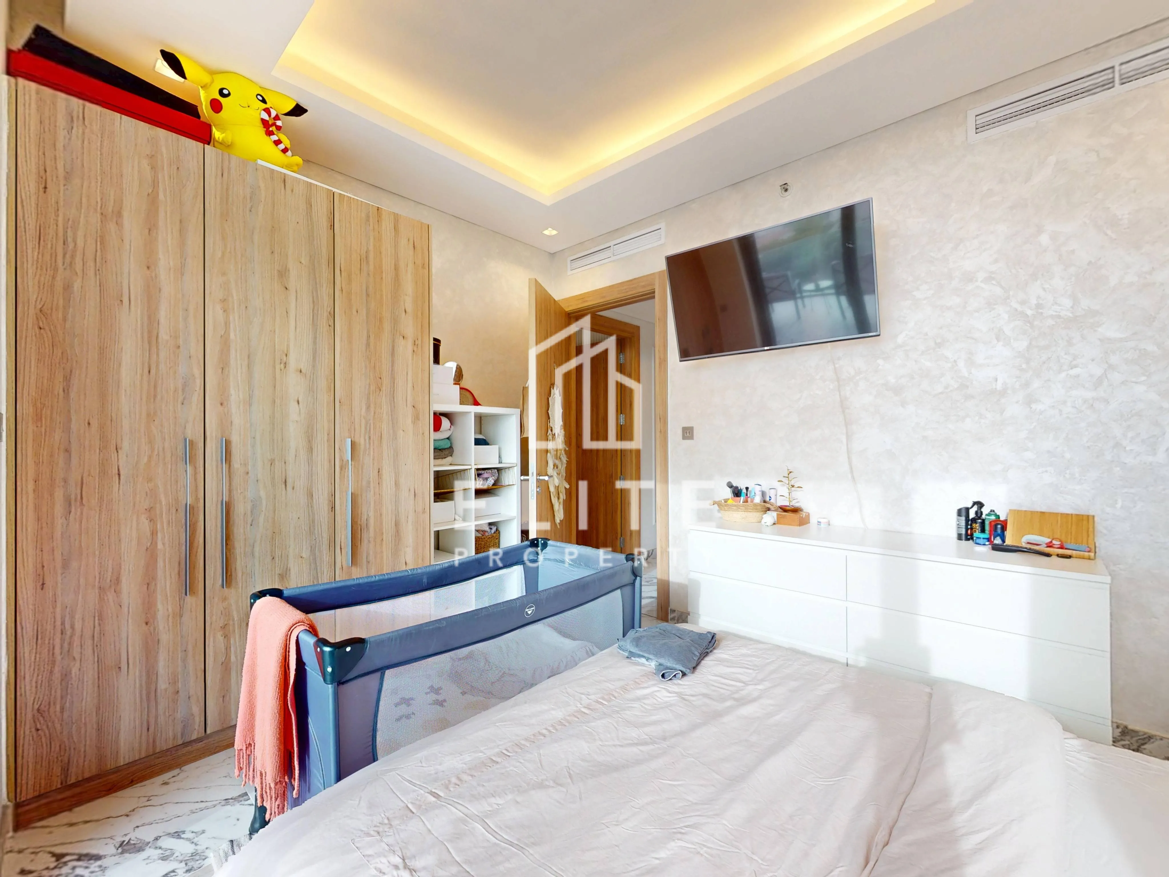 FAIRMONT RESIDENCES